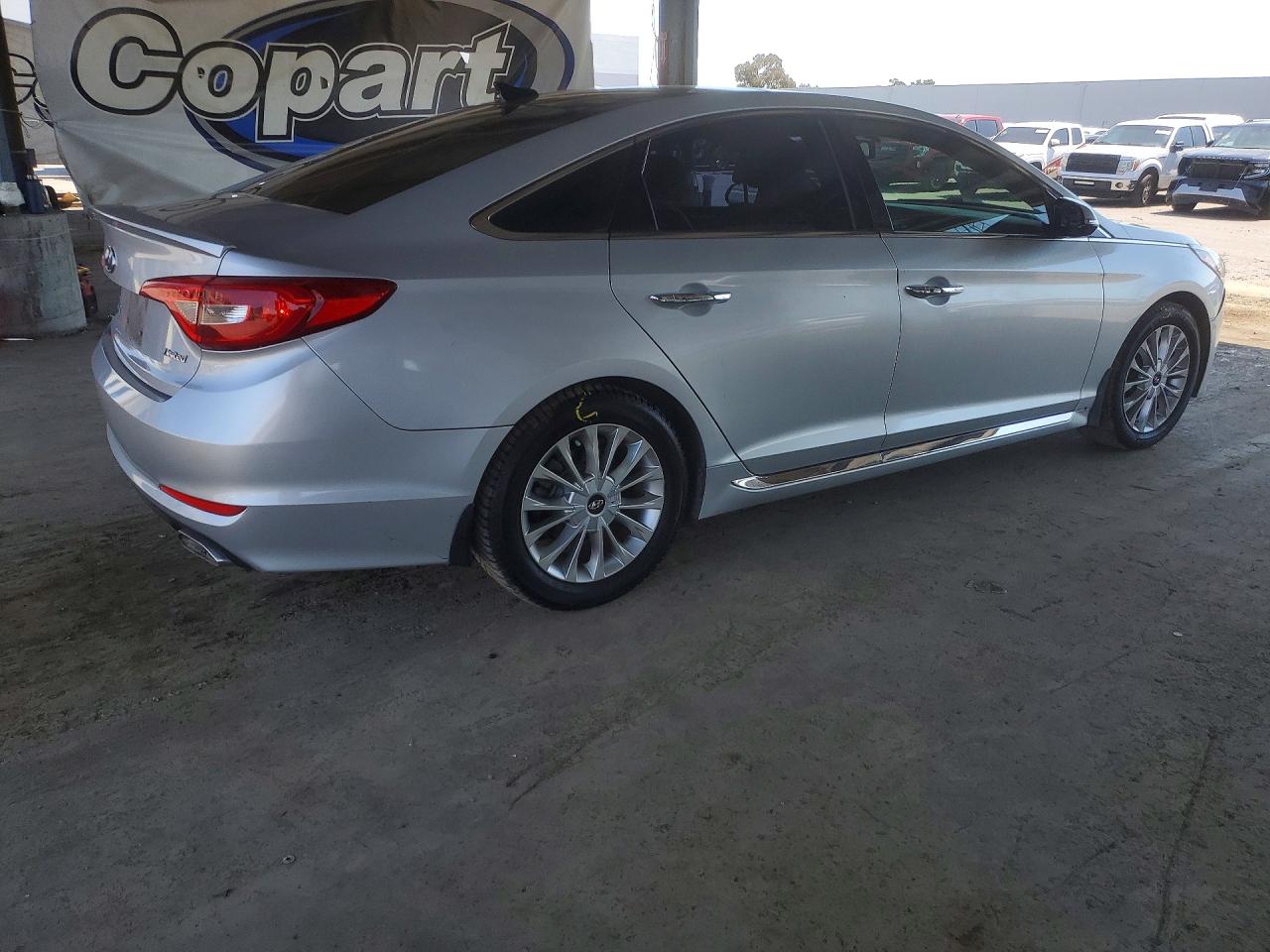 2015 Hyundai Sonata Limited Silver vin: 5NPE34AF6FH222545
