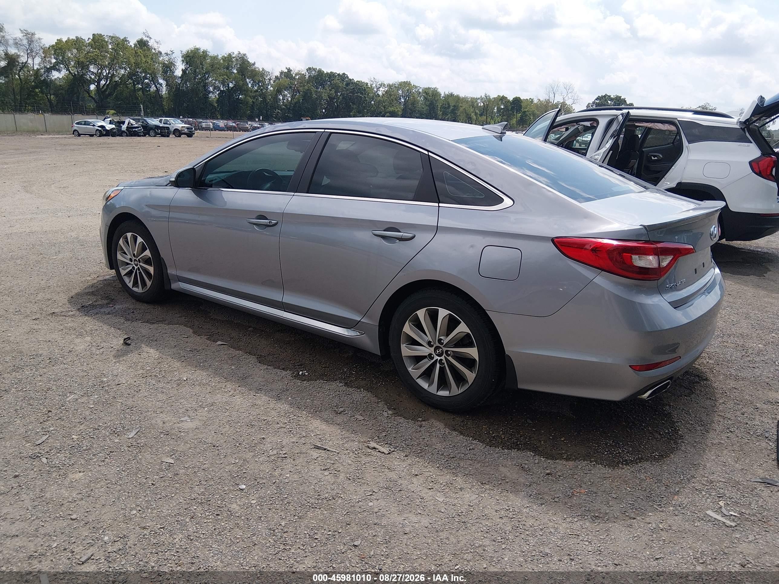 2016 Hyundai Sonata Sport Silver vin: 5NPE34AF6GH262383