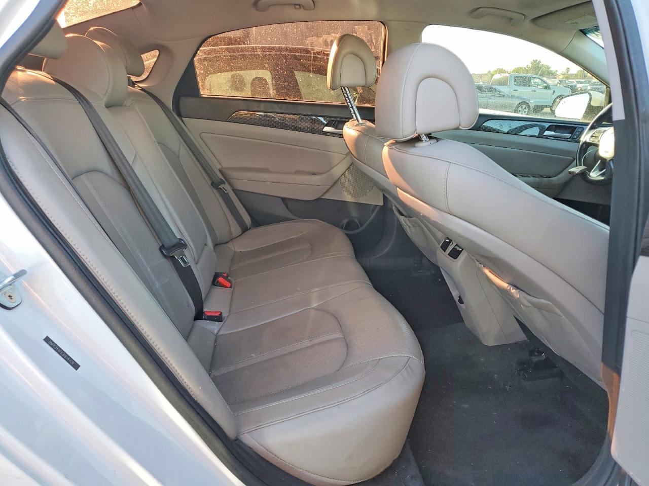 2018 Hyundai Sonata Limited Белый vin: 5NPE34AF6JH616409
