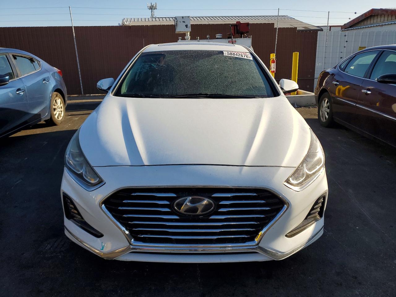 2018 Hyundai Sonata Limited Белый vin: 5NPE34AF6JH616409