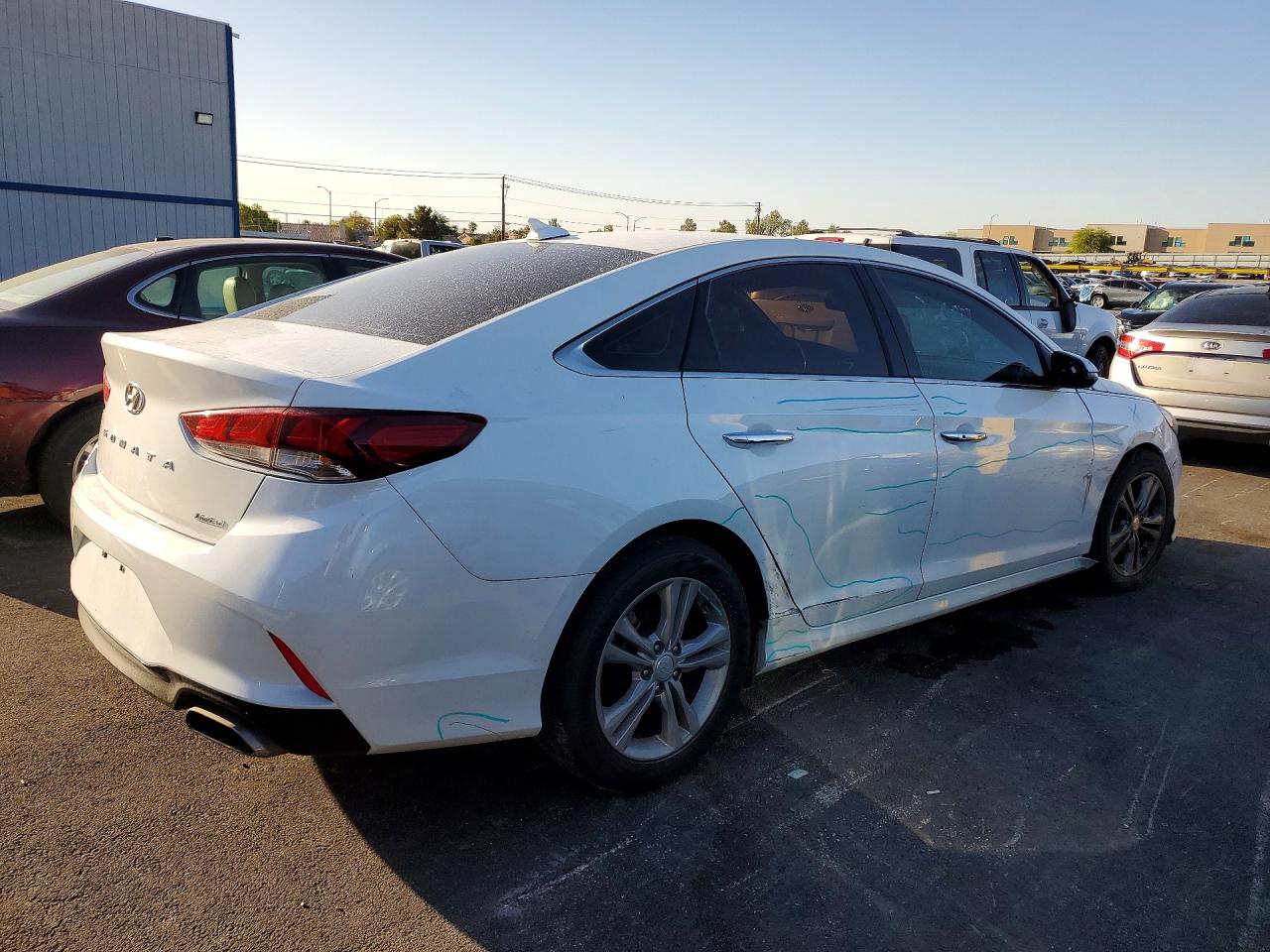 2018 Hyundai Sonata Limited Белый vin: 5NPE34AF6JH616409