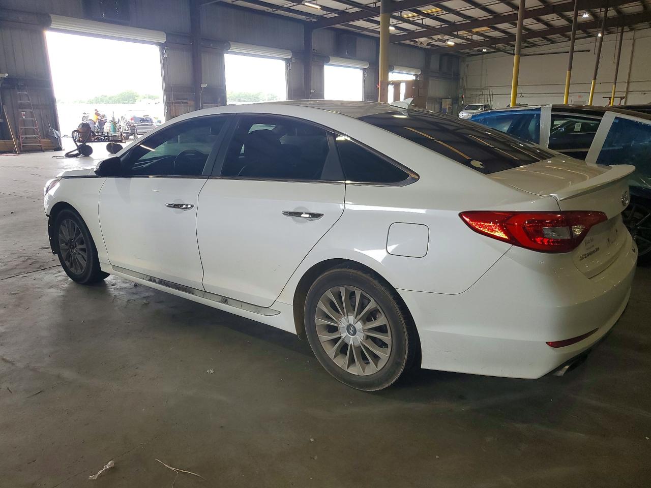 2015 Hyundai Sonata Limited Белый vin: 5NPE34AF7FH013427