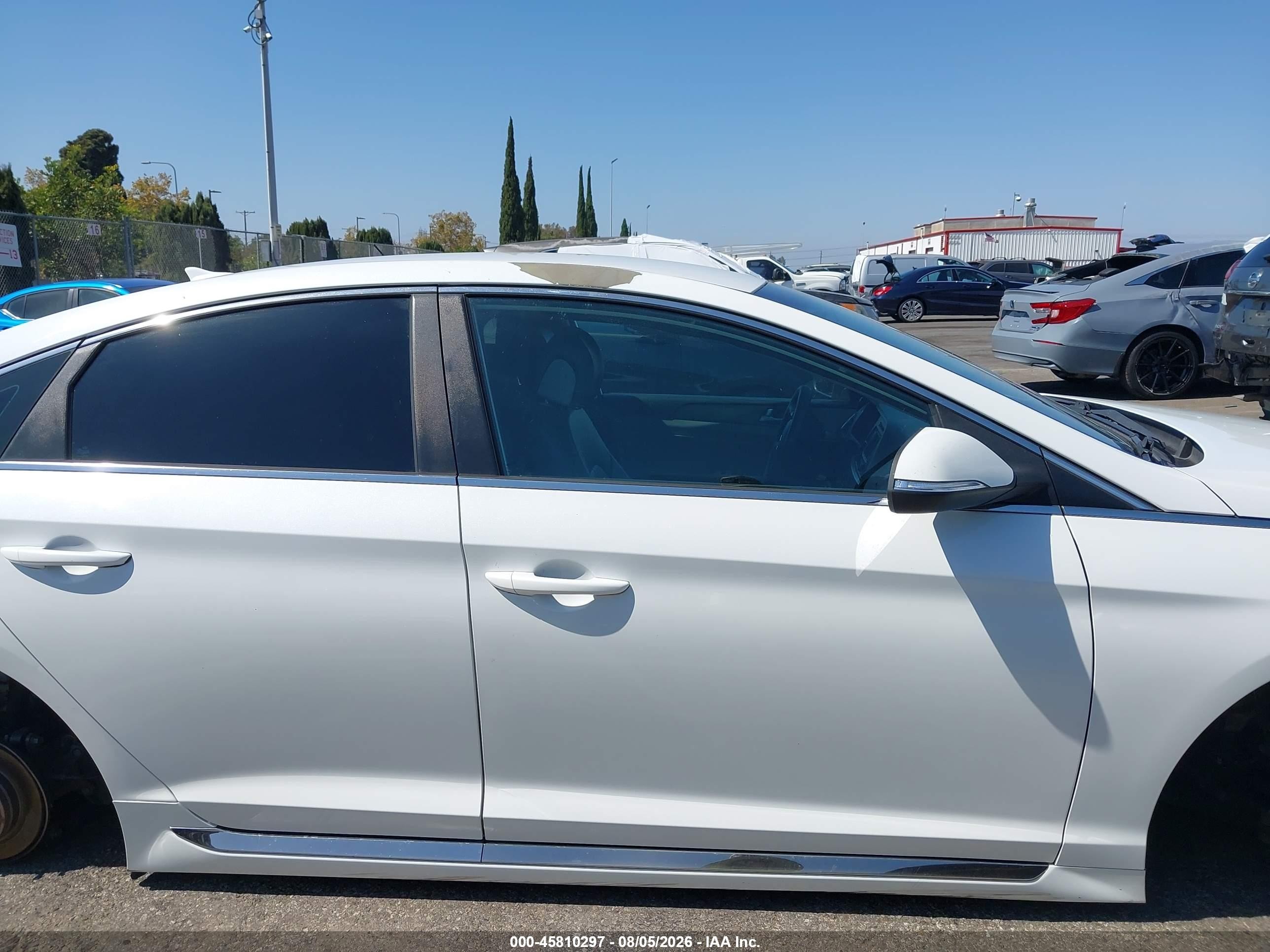 2015 Hyundai Sonata Sport White vin: 5NPE34AF7FH033421