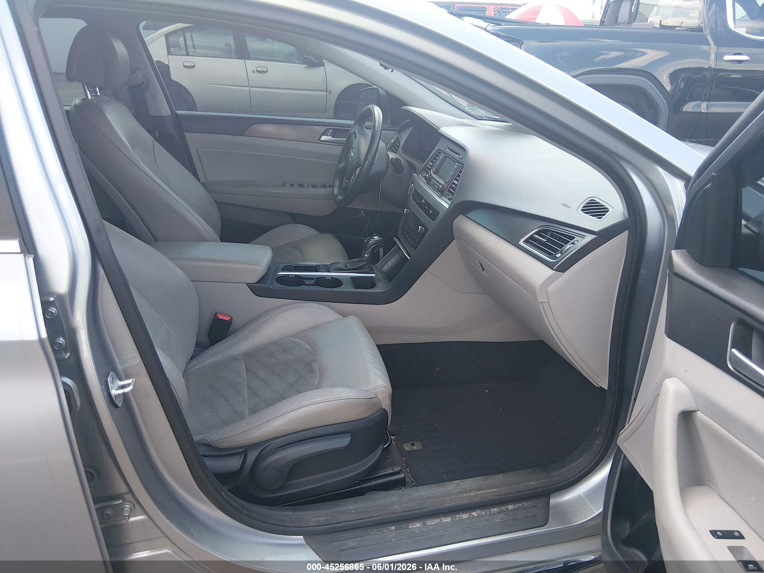 2015 Hyundai Sonata Sport Серебряный vin: 5NPE34AF7FH050896