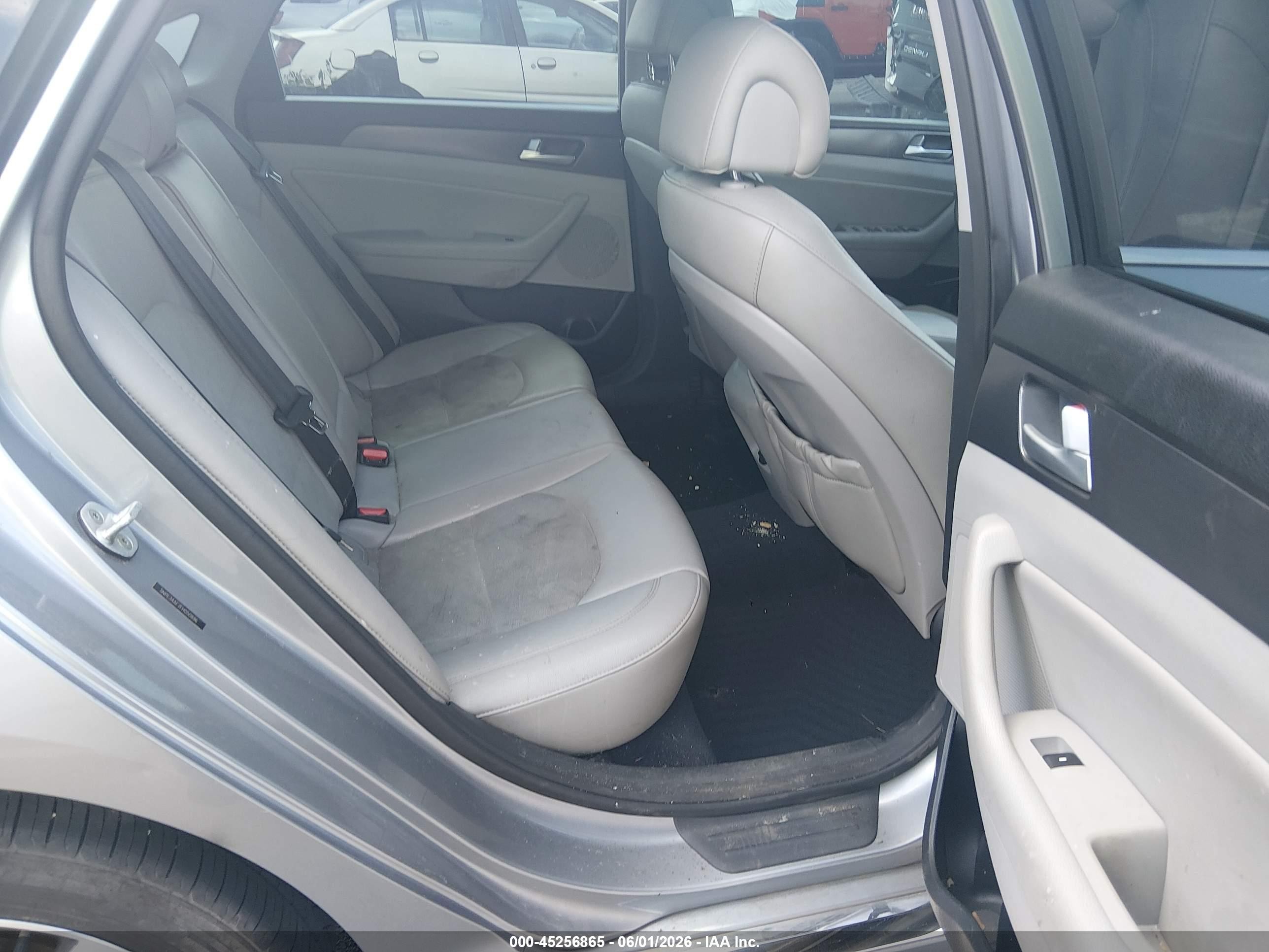 2015 Hyundai Sonata Sport Серебряный vin: 5NPE34AF7FH050896
