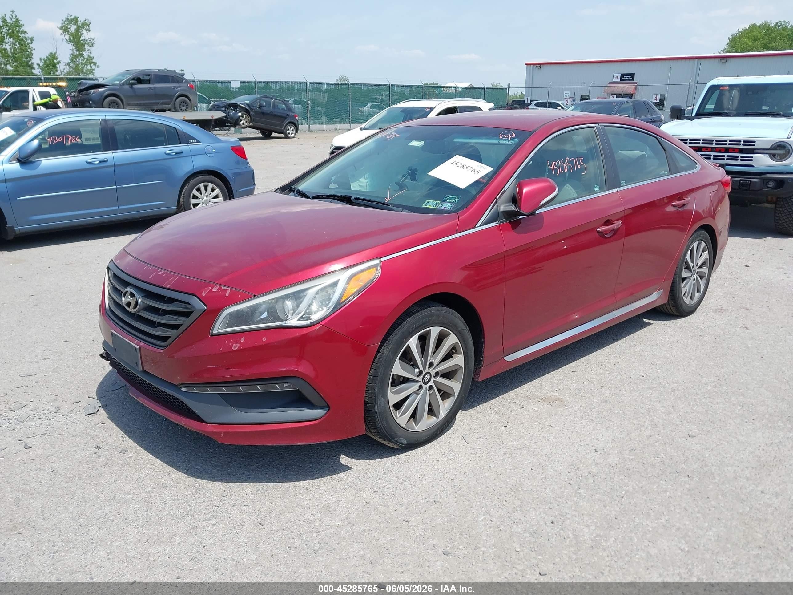 2015 Hyundai Sonata Sport Красный vin: 5NPE34AF7FH051952