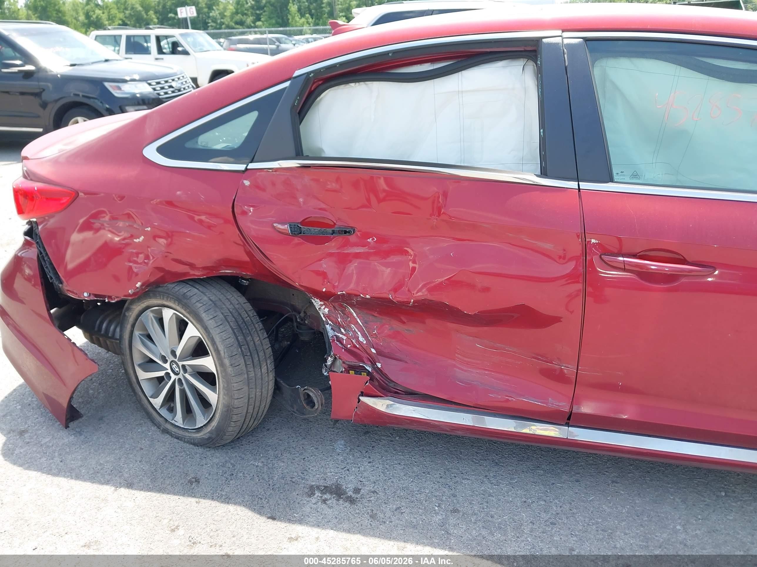 2015 Hyundai Sonata Sport Красный vin: 5NPE34AF7FH051952