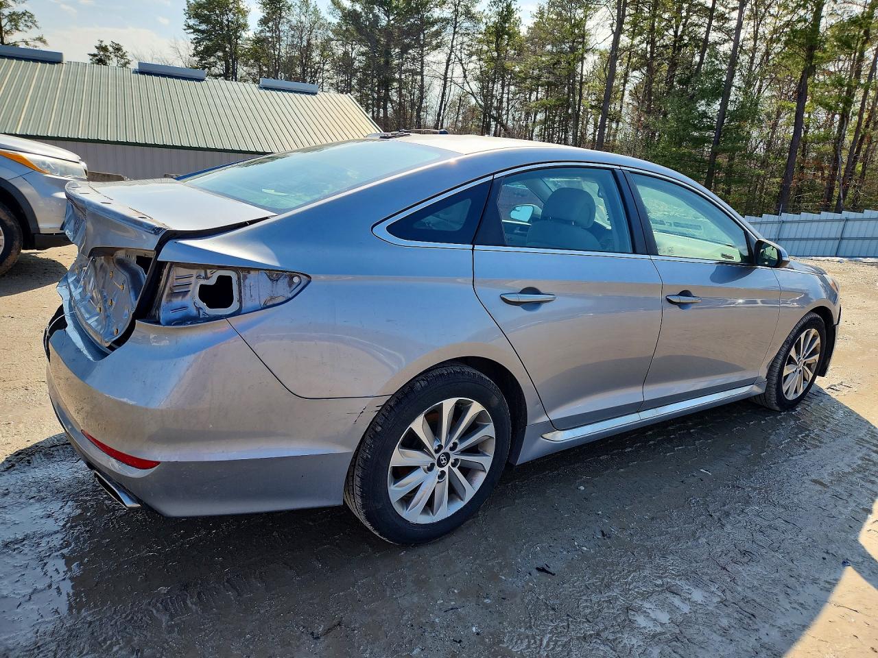2015 Hyundai Sonata Sport Silver vin: 5NPE34AF7FH087608