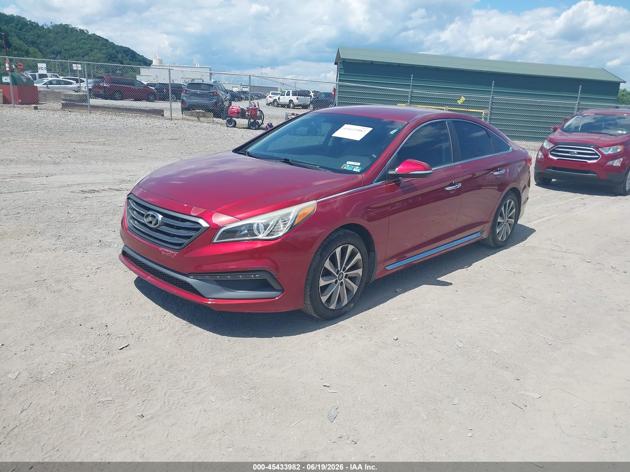 2015 Hyundai Sonata Sport Red vin: 5NPE34AF7FH099354