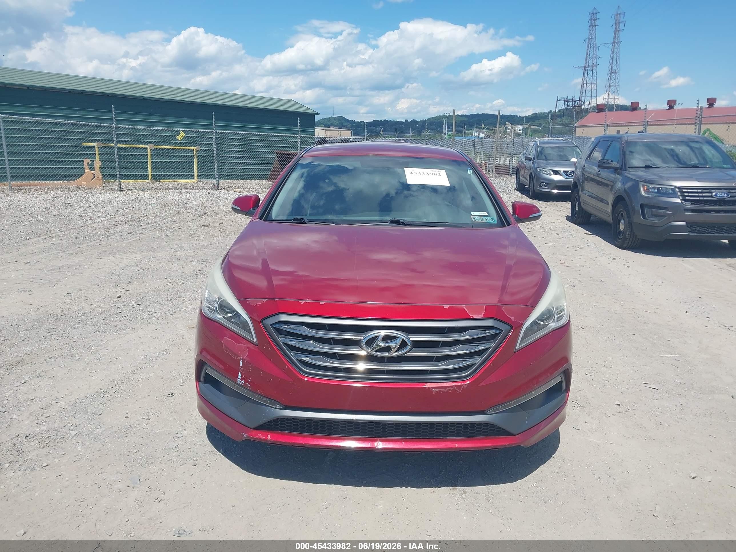 2015 Hyundai Sonata Sport Red vin: 5NPE34AF7FH099354