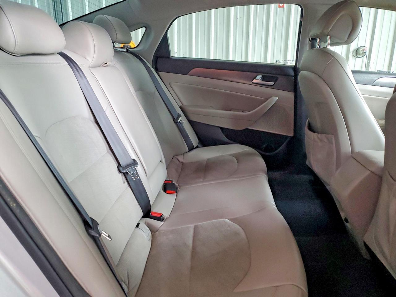 2015 Hyundai Sonata Sport Silver vin: 5NPE34AF7FH104424