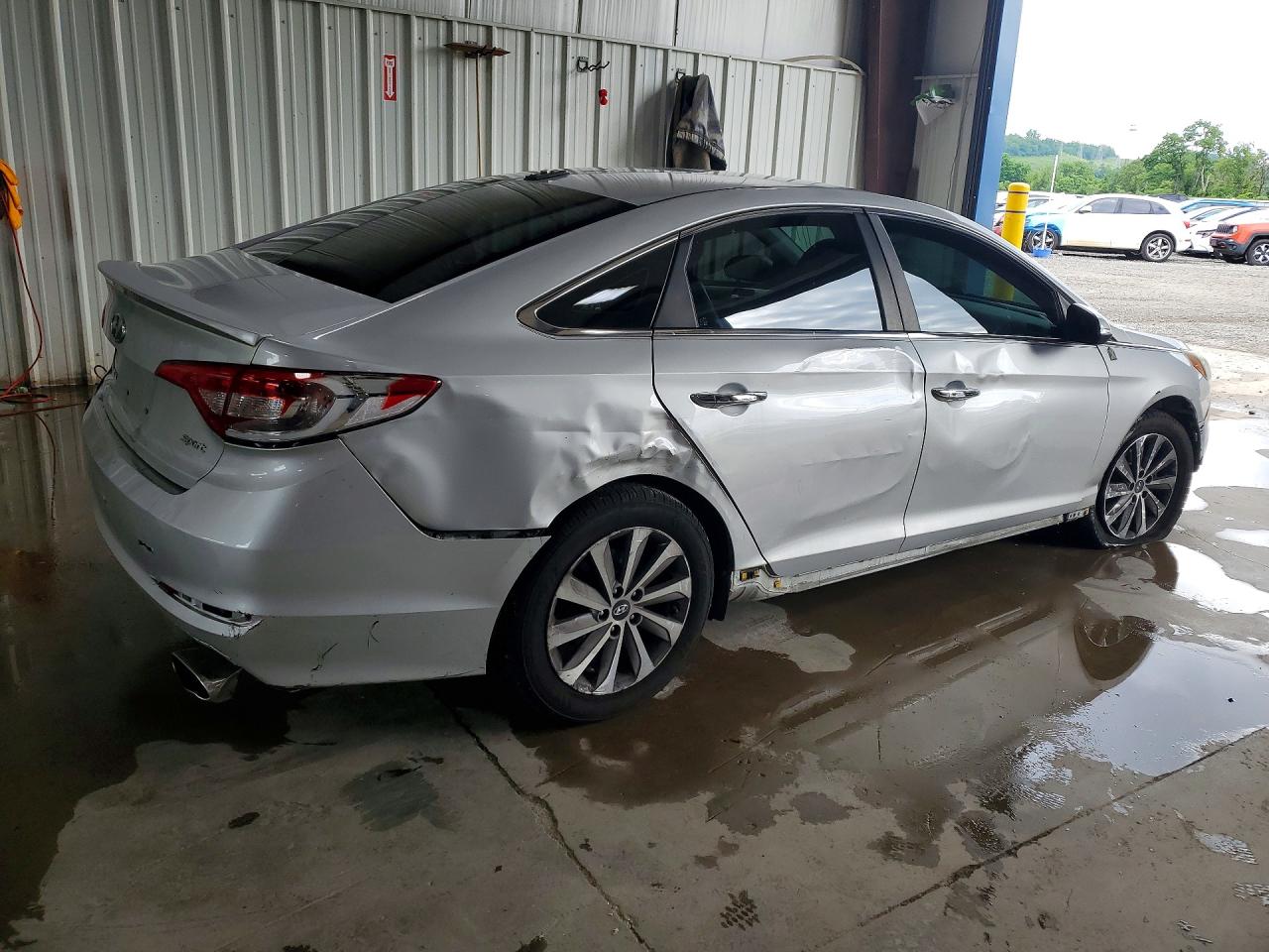 2015 Hyundai Sonata Sport Silver vin: 5NPE34AF7FH104424