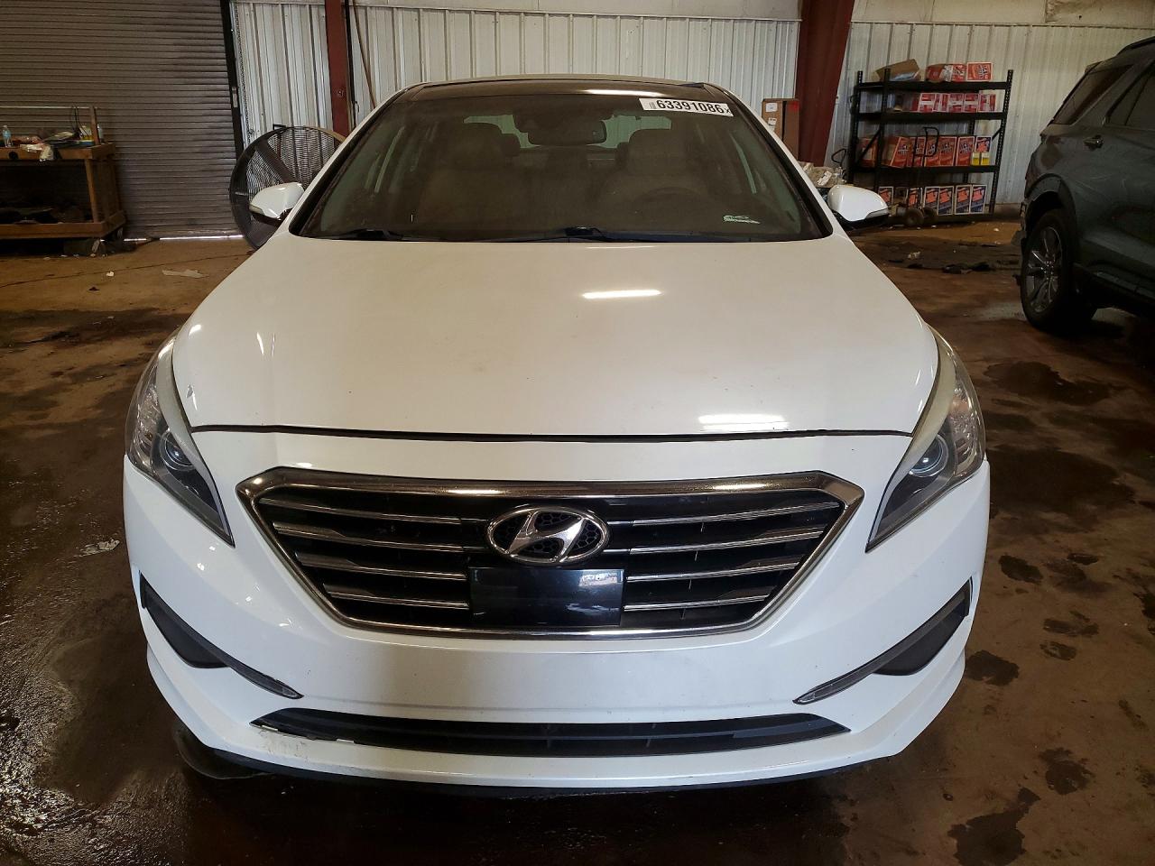 2015 Hyundai Sonata Limited White vin: 5NPE34AF7FH124429
