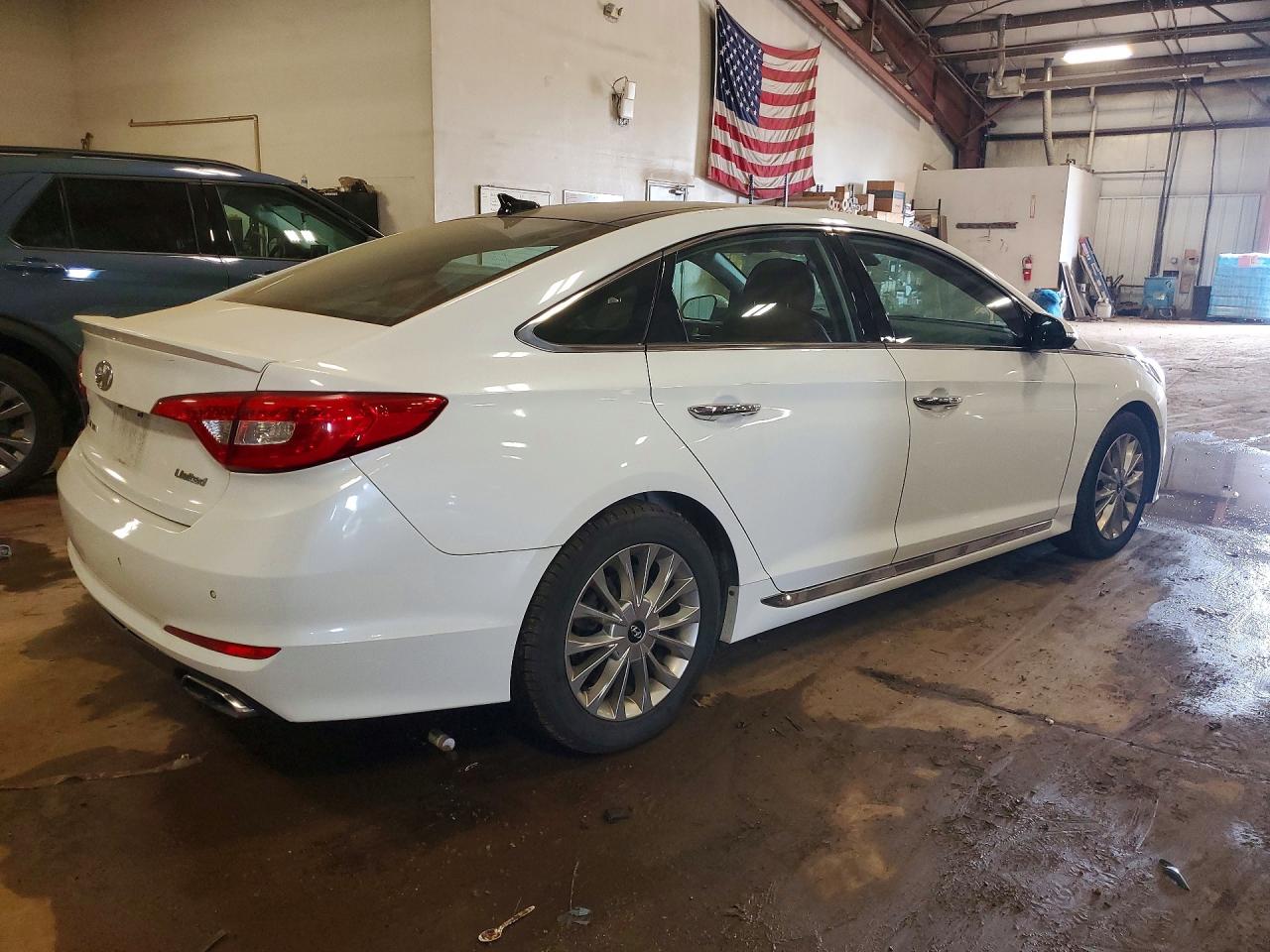 2015 Hyundai Sonata Limited White vin: 5NPE34AF7FH124429