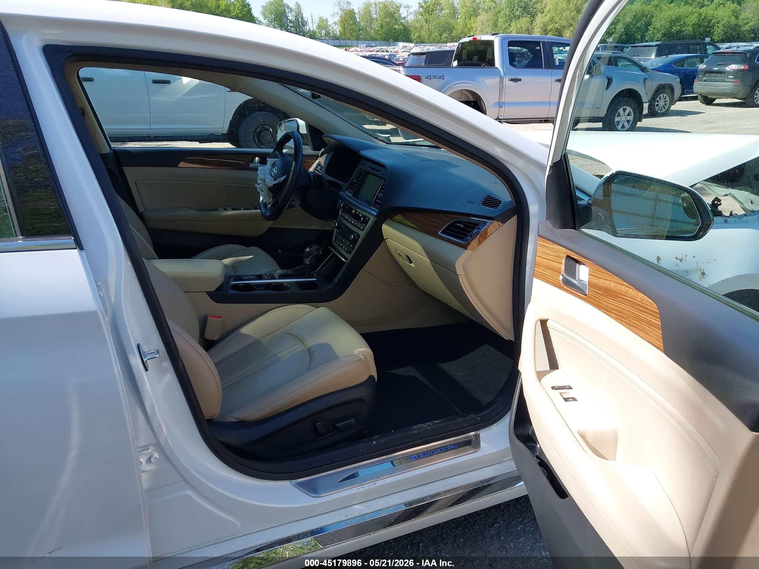 2015 Hyundai Sonata Limited Белый vin: 5NPE34AF7FH158757
