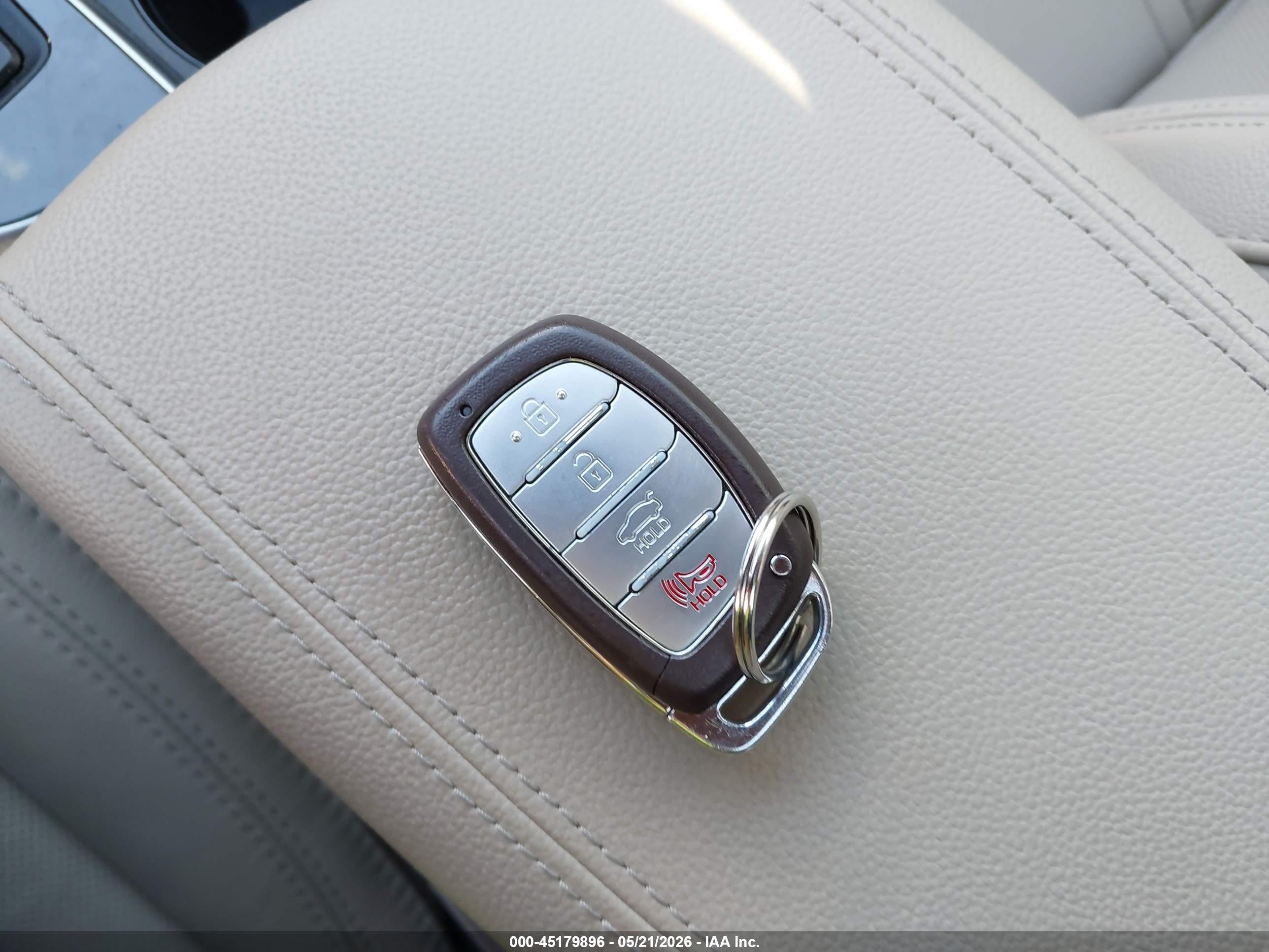 2015 Hyundai Sonata Limited Белый vin: 5NPE34AF7FH158757