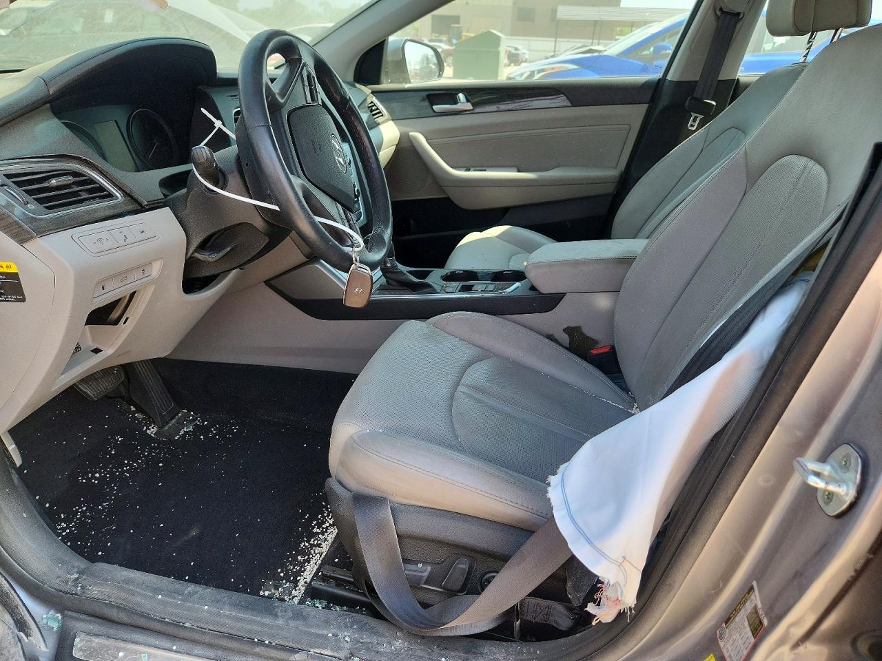 2015 Hyundai Sonata Limited Silver vin: 5NPE34AF7FH169628