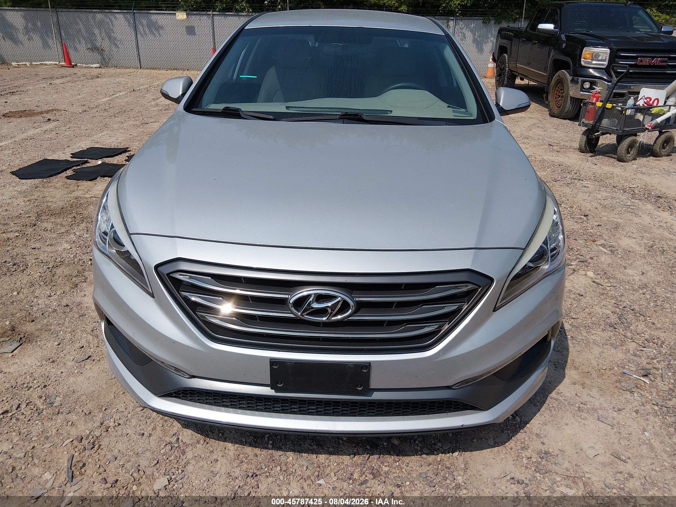 2015 Hyundai Sonata Sport Silver vin: 5NPE34AF7FH183254