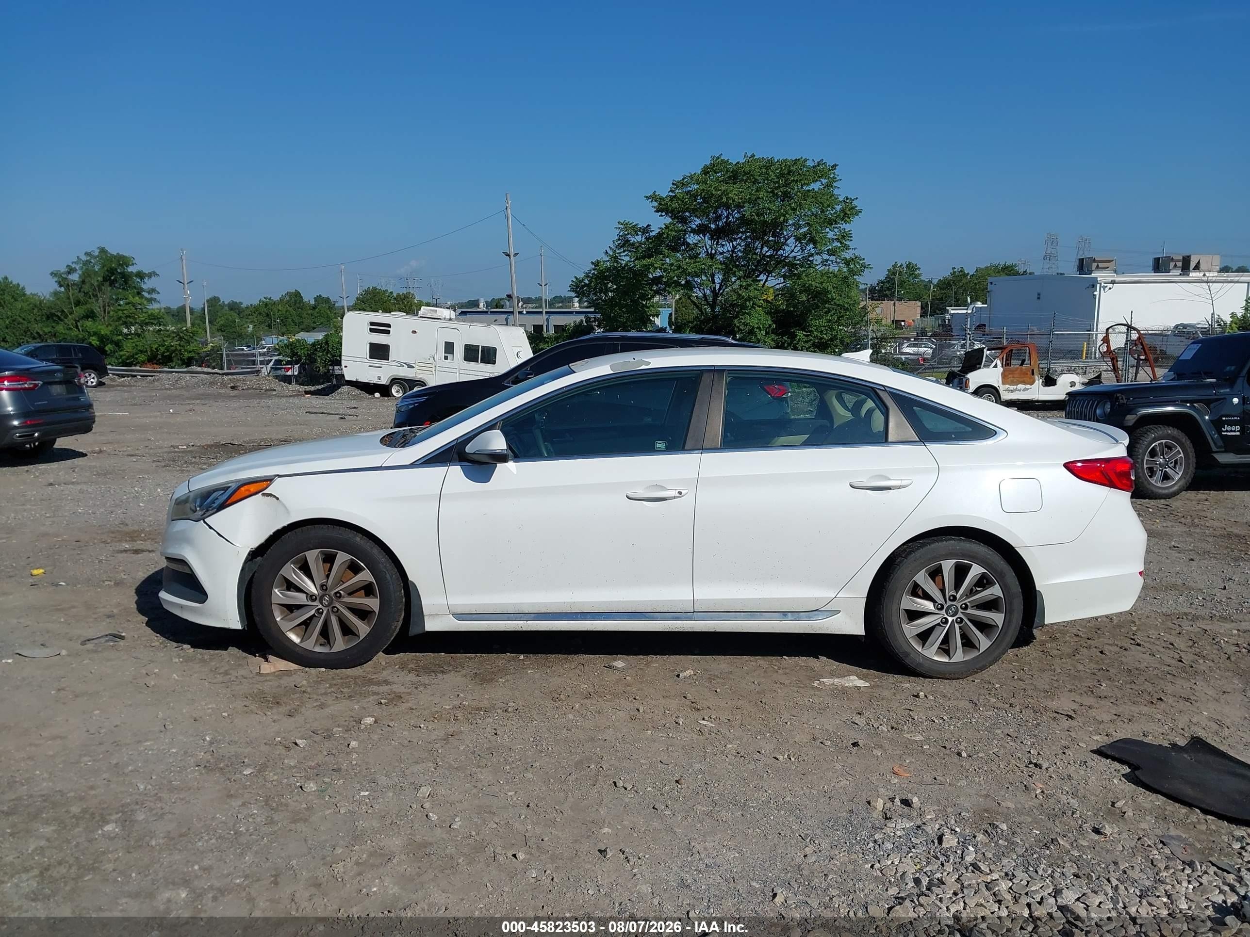 2015 Hyundai Sonata Sport White vin: 5NPE34AF7FH214423