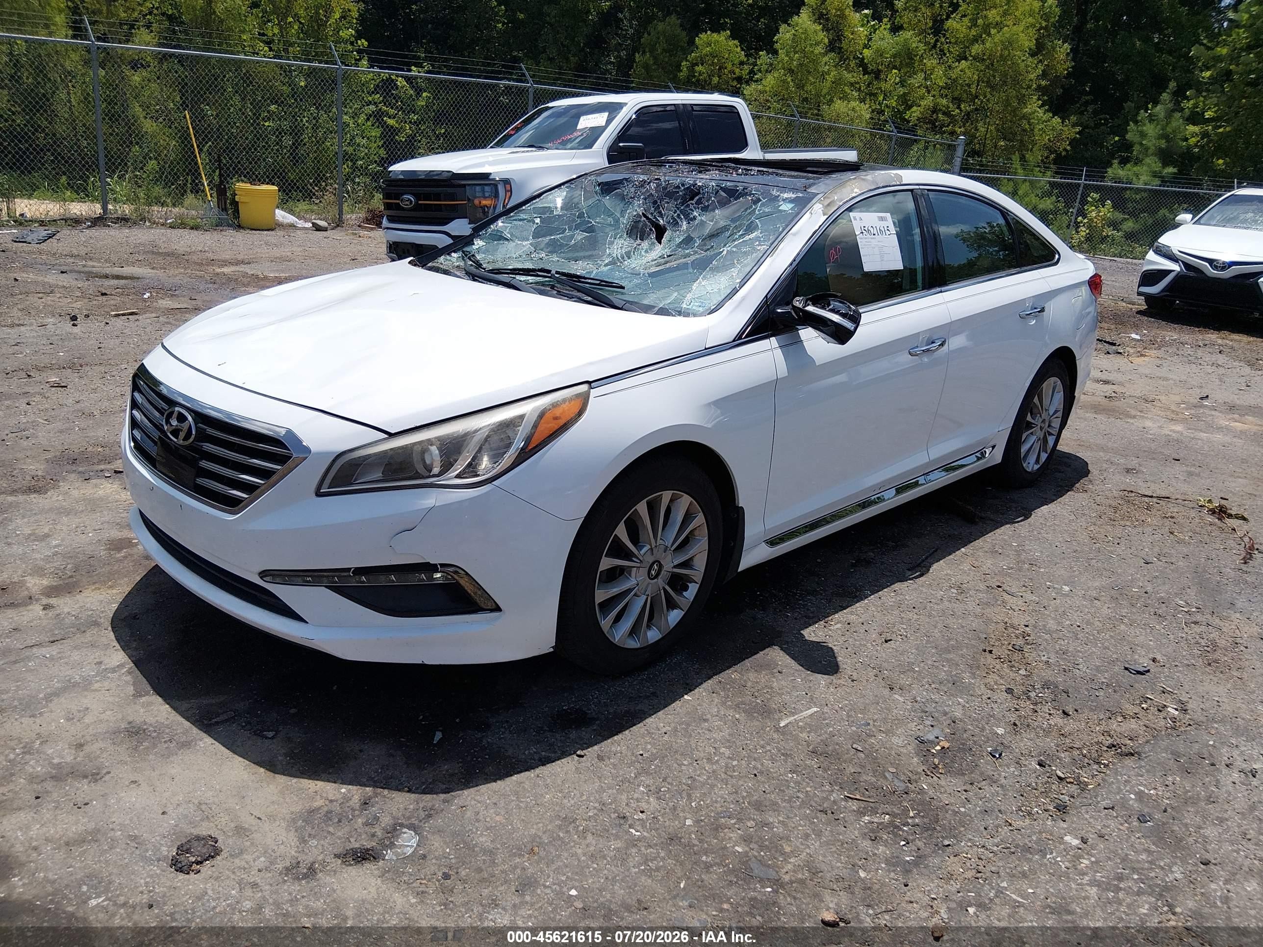 2015 Hyundai Sonata Limited White vin: 5NPE34AF7FH220111