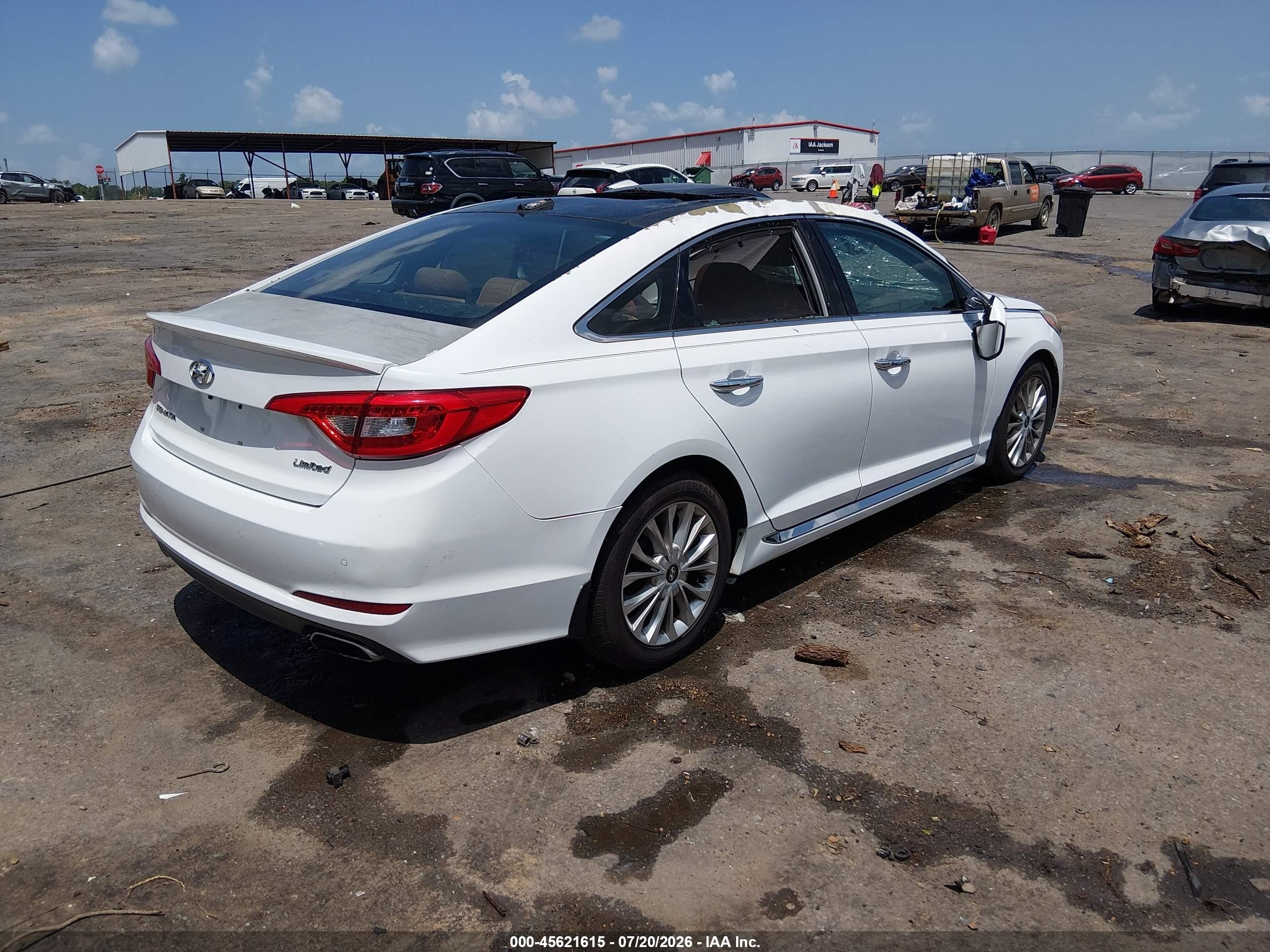 2015 Hyundai Sonata Limited White vin: 5NPE34AF7FH220111