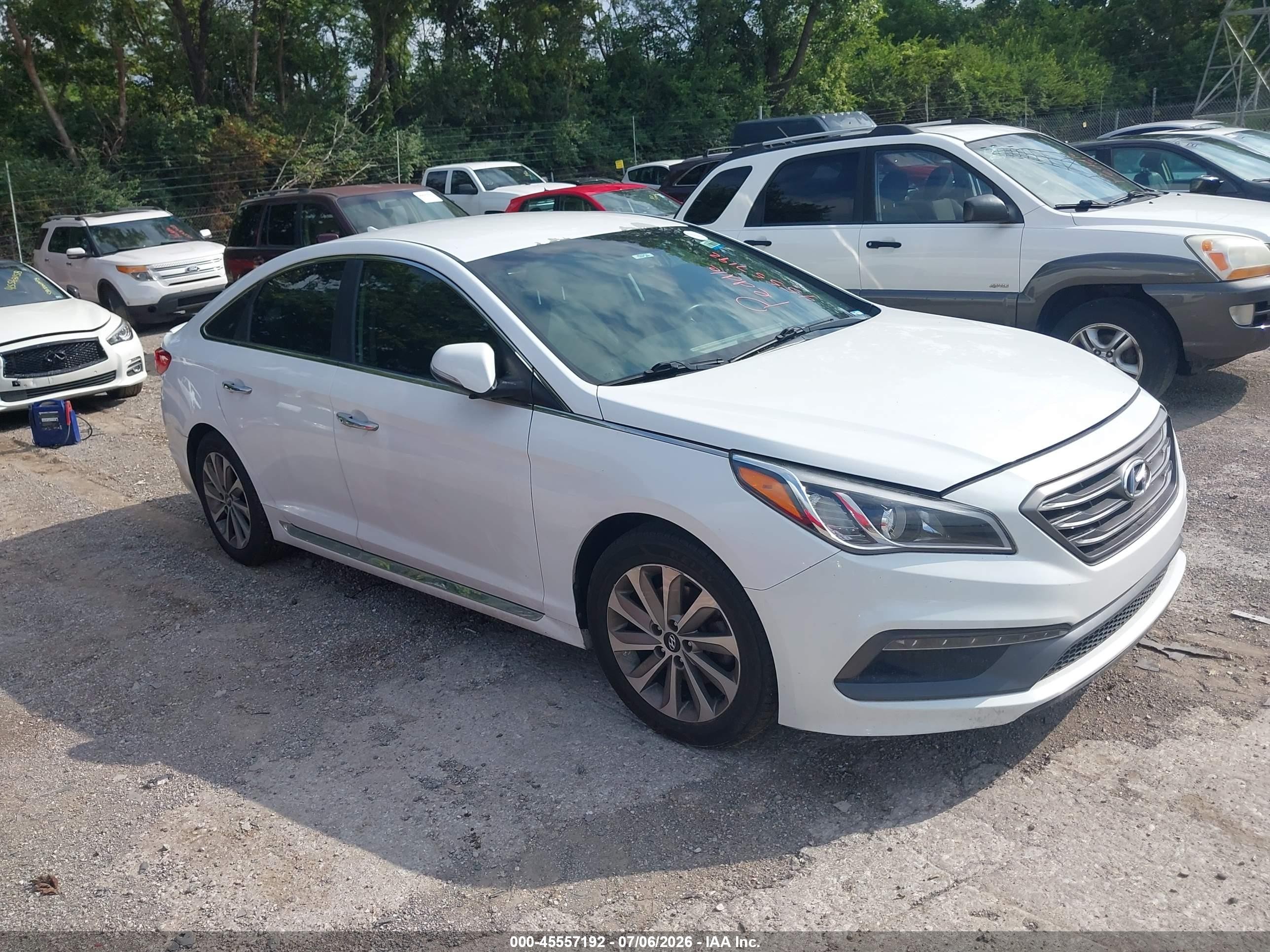 2015 Hyundai Sonata Sport White vin: 5NPE34AF7FH230136