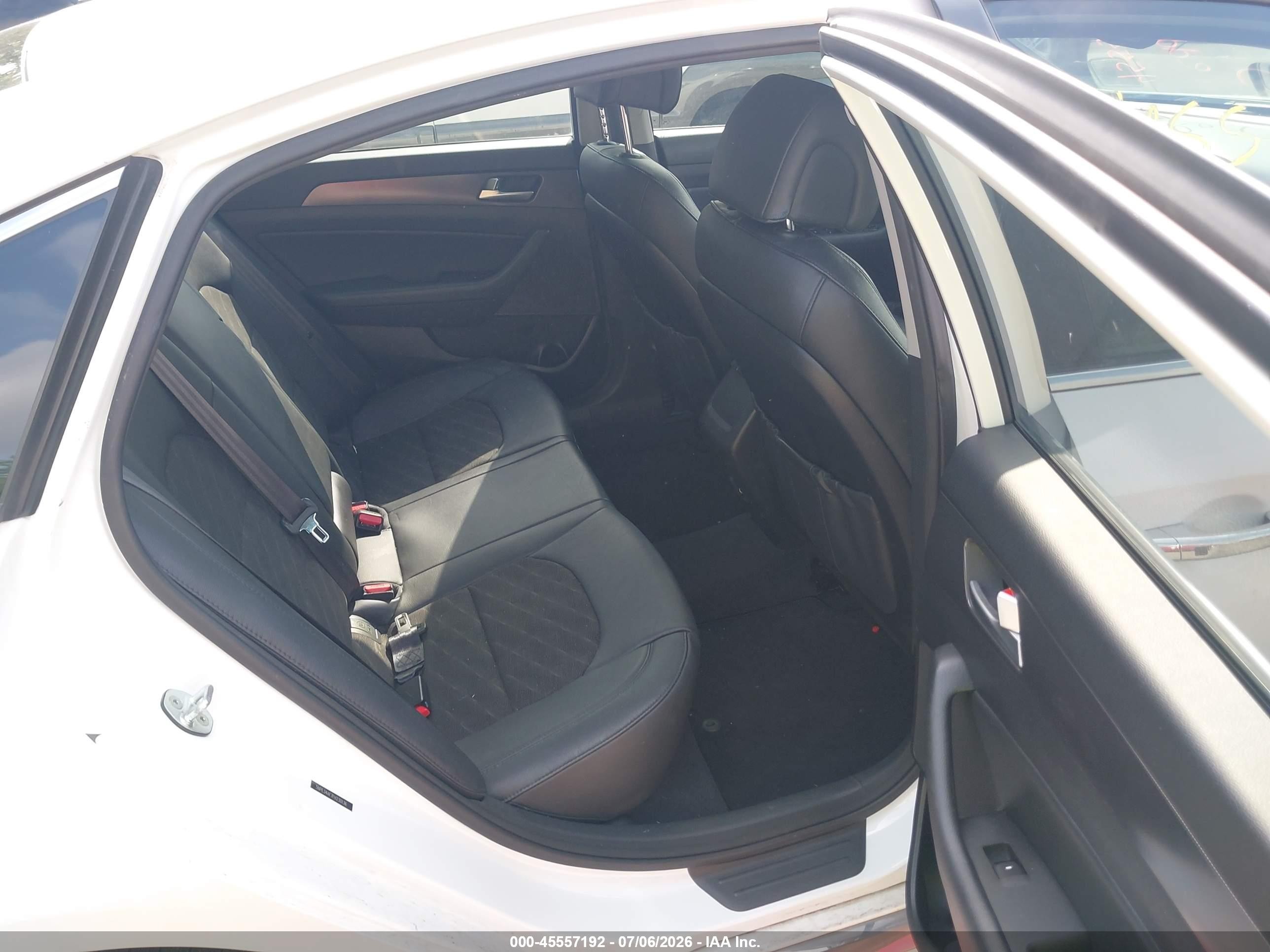 2015 Hyundai Sonata Sport White vin: 5NPE34AF7FH230136