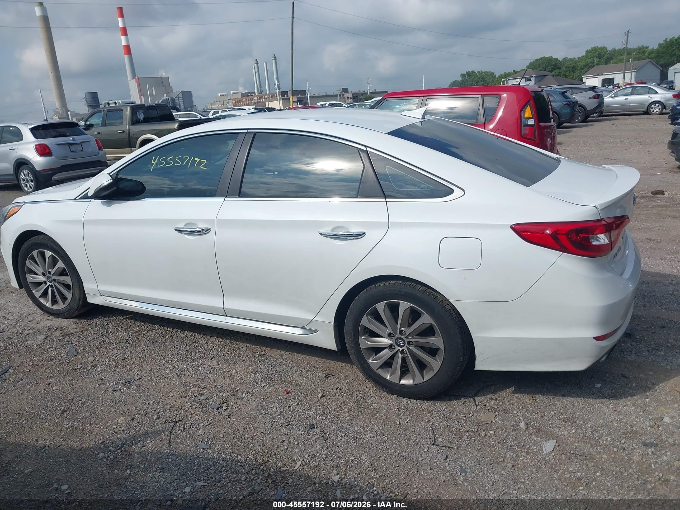 2015 Hyundai Sonata Sport White vin: 5NPE34AF7FH230136