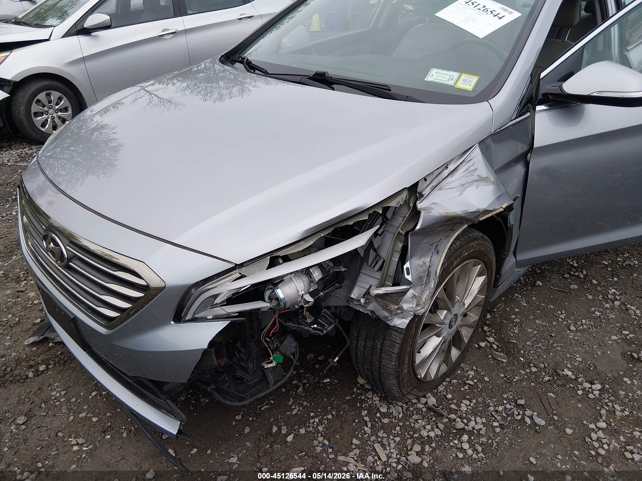 2015 Hyundai Sonata Limited Silver vin: 5NPE34AF7FH231481