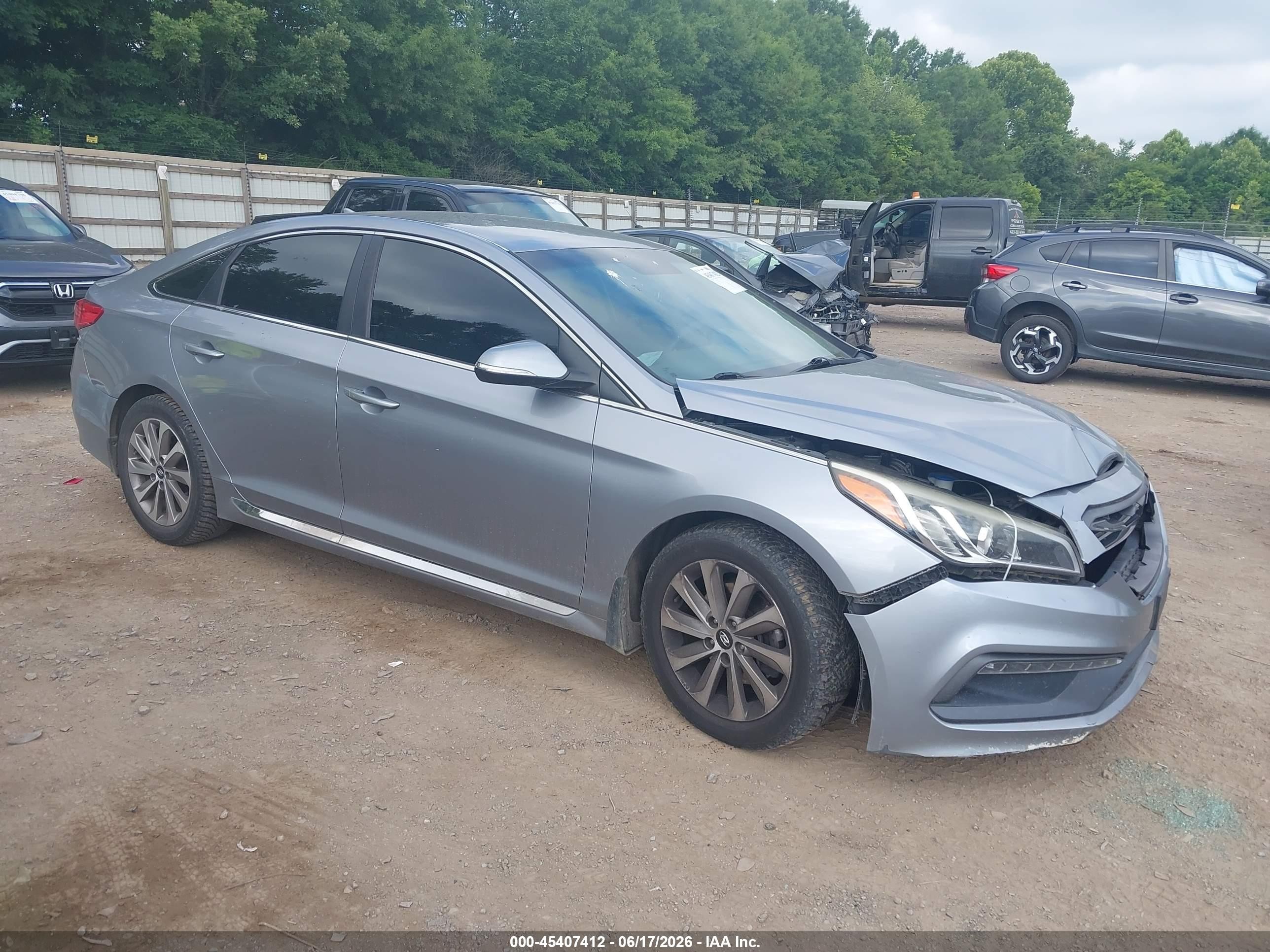 2015 Hyundai Sonata Sport Silver vin: 5NPE34AF7FH246238