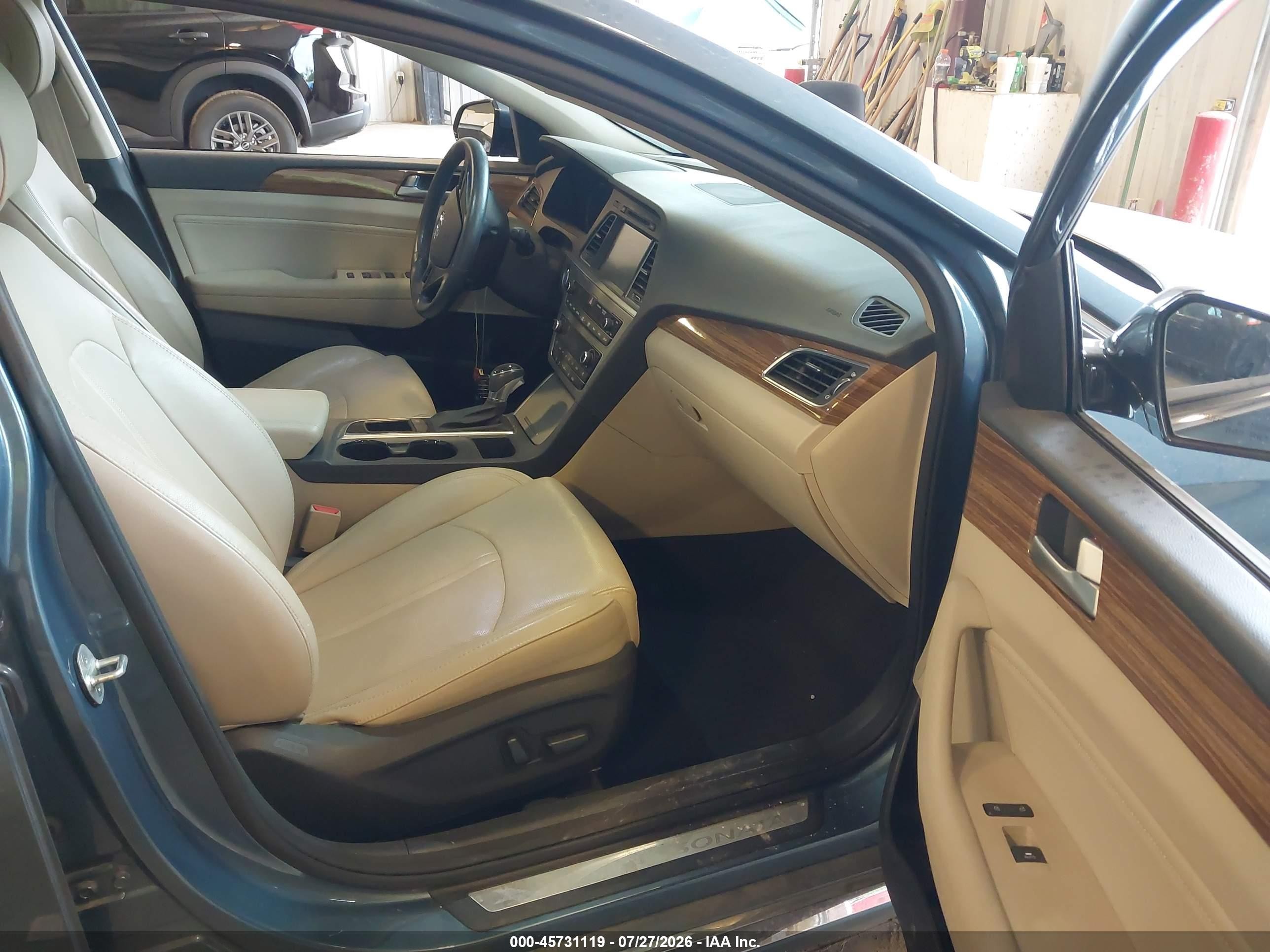 2015 Hyundai Sonata Limited Blue vin: 5NPE34AF7FH249544