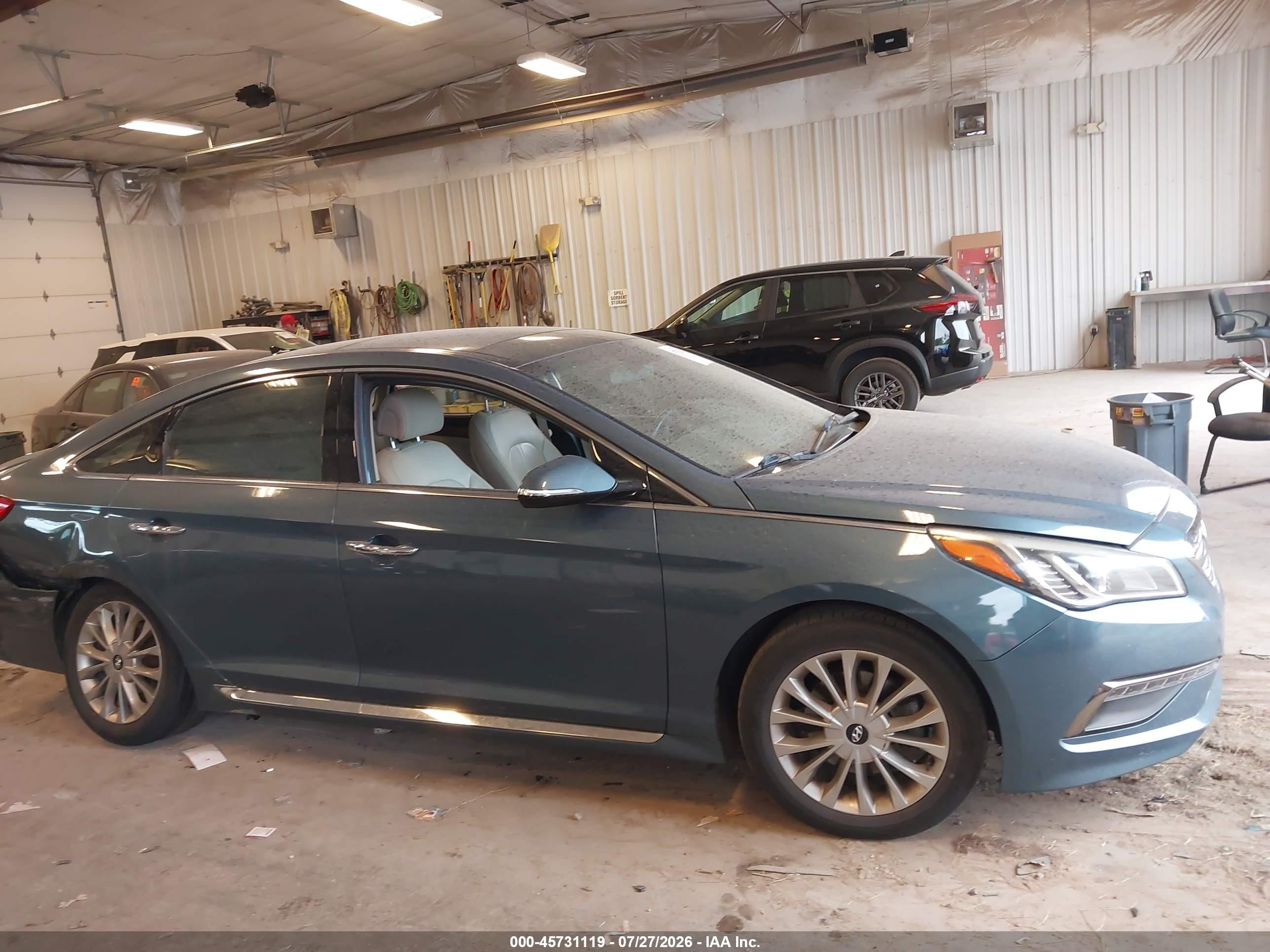 2015 Hyundai Sonata Limited Blue vin: 5NPE34AF7FH249544