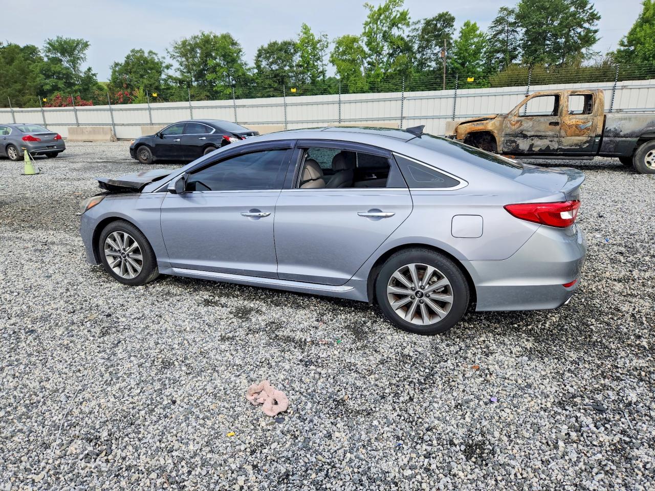 2016 Hyundai Sonata Limited Silver vin: 5NPE34AF7GH273456