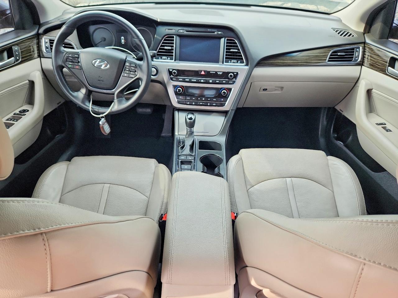 2016 Hyundai Sonata Limited Silver vin: 5NPE34AF7GH273456