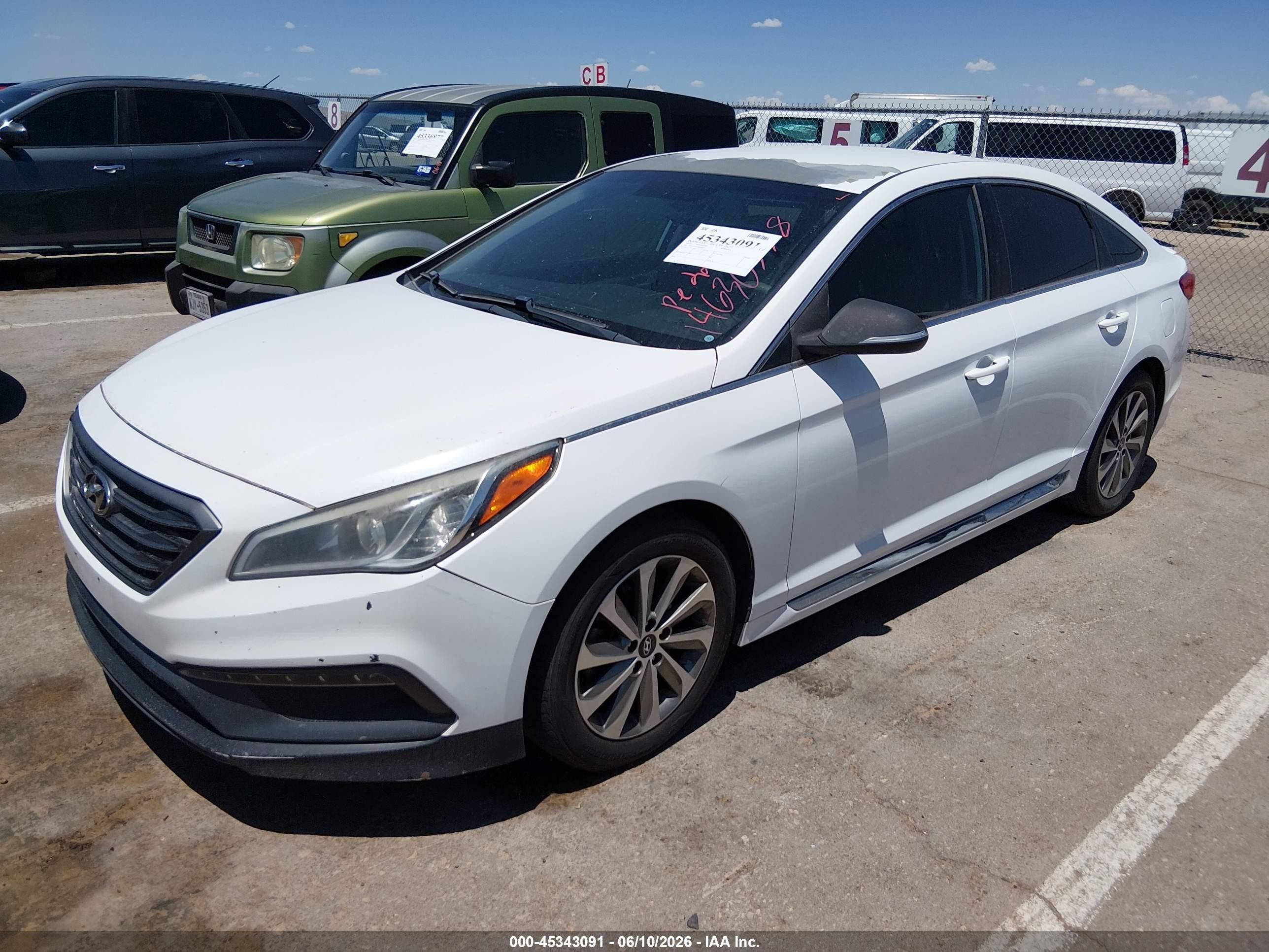 2016 Hyundai Sonata Sport White vin: 5NPE34AF7GH288393