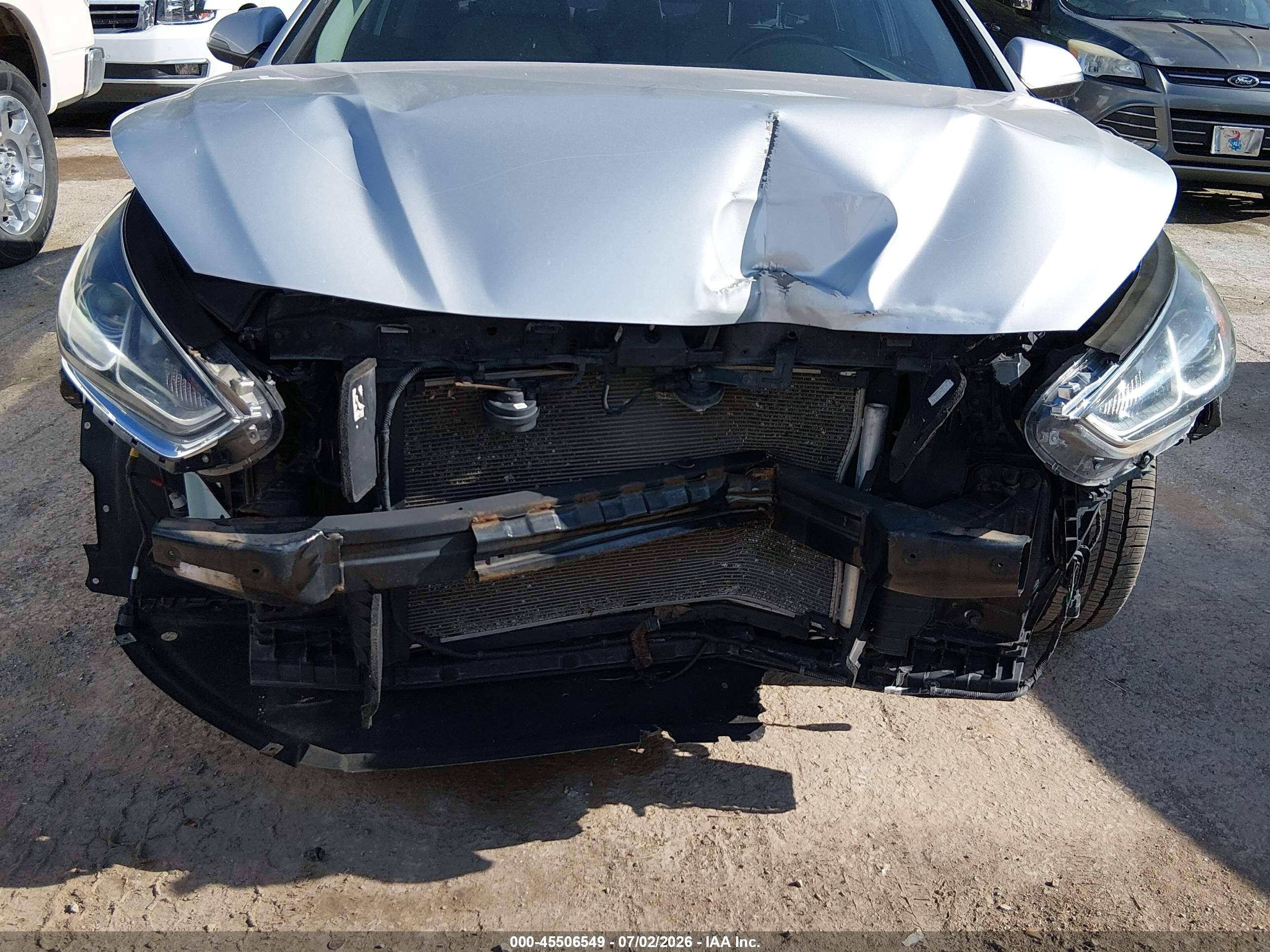 2019 Hyundai Sonata Sel Silver vin: 5NPE34AF7KH788093