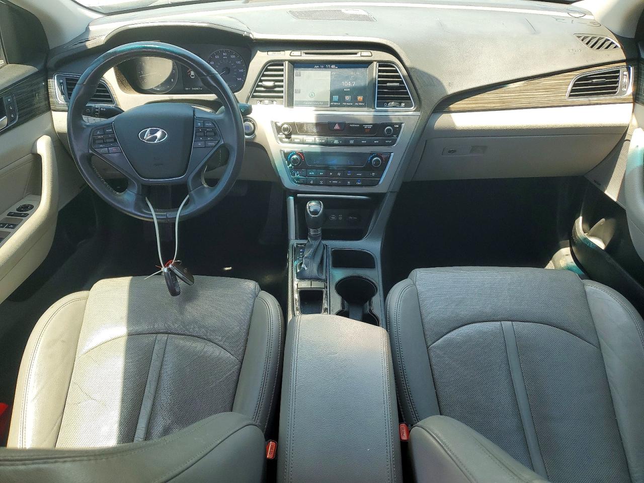2015 Hyundai Sonata Limited White vin: 5NPE34AF8FH022329