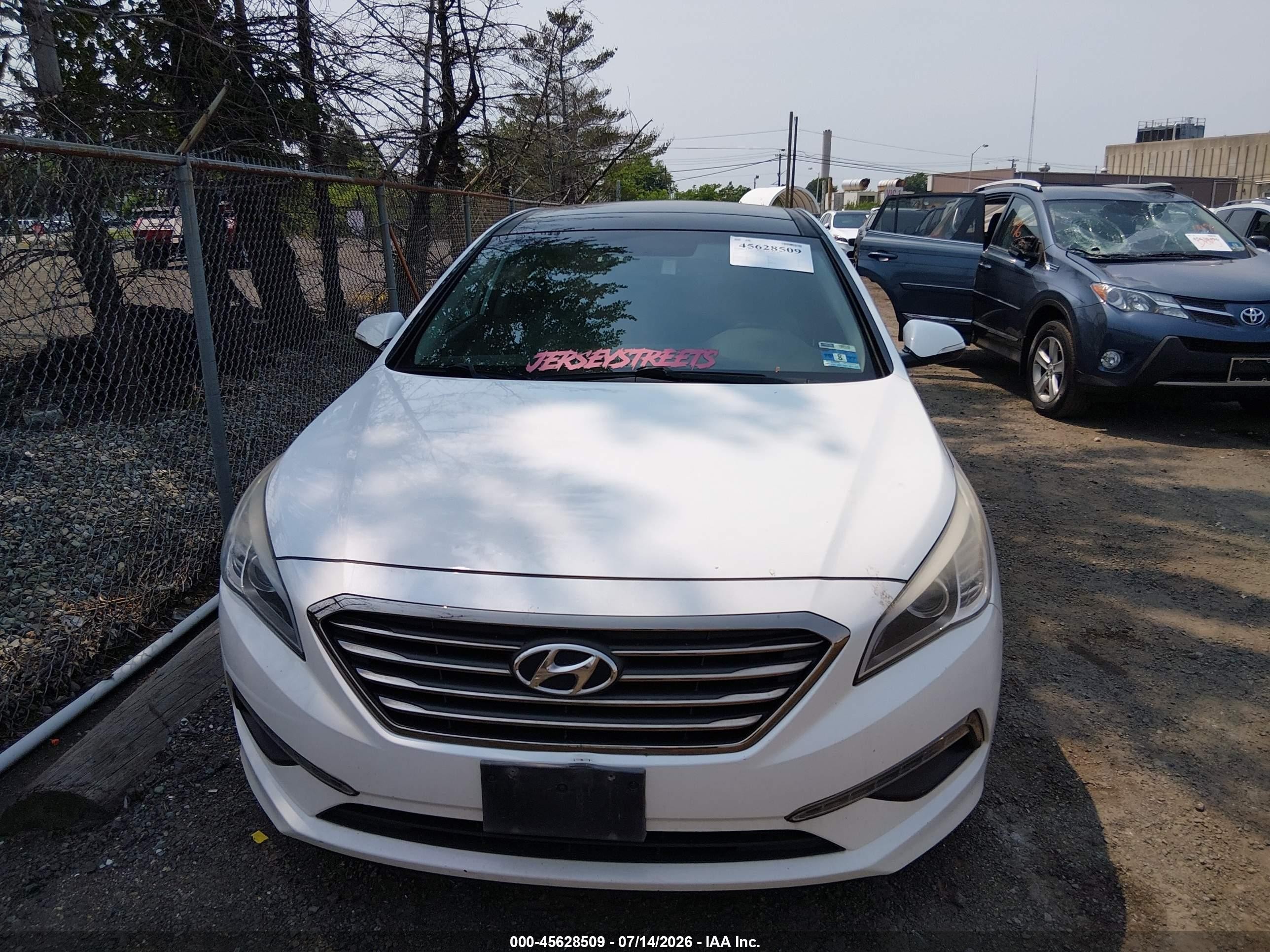 2015 Hyundai Sonata Limited Белый vin: 5NPE34AF8FH027191