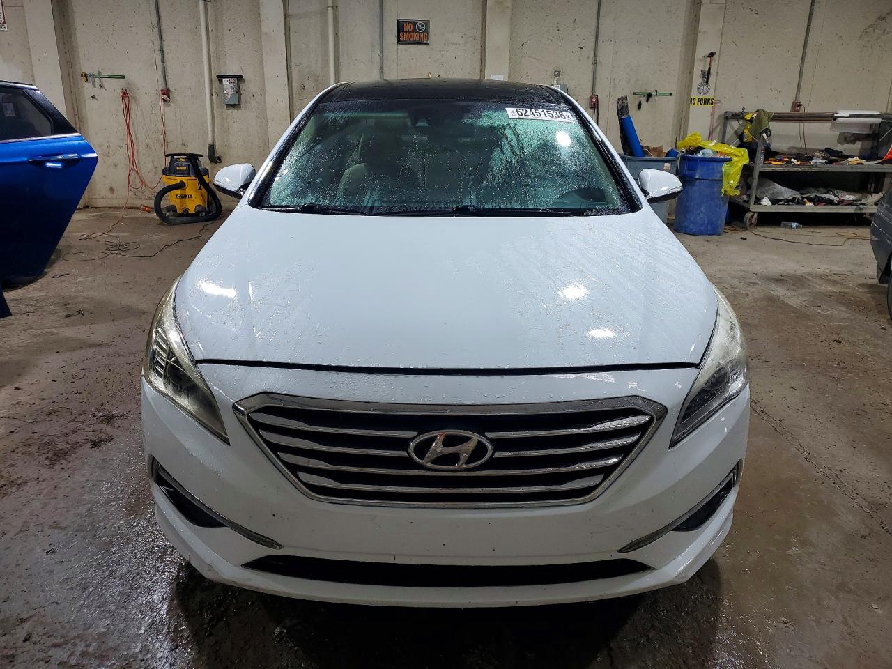 2015 Hyundai Sonata Limited White vin: 5NPE34AF8FH029118