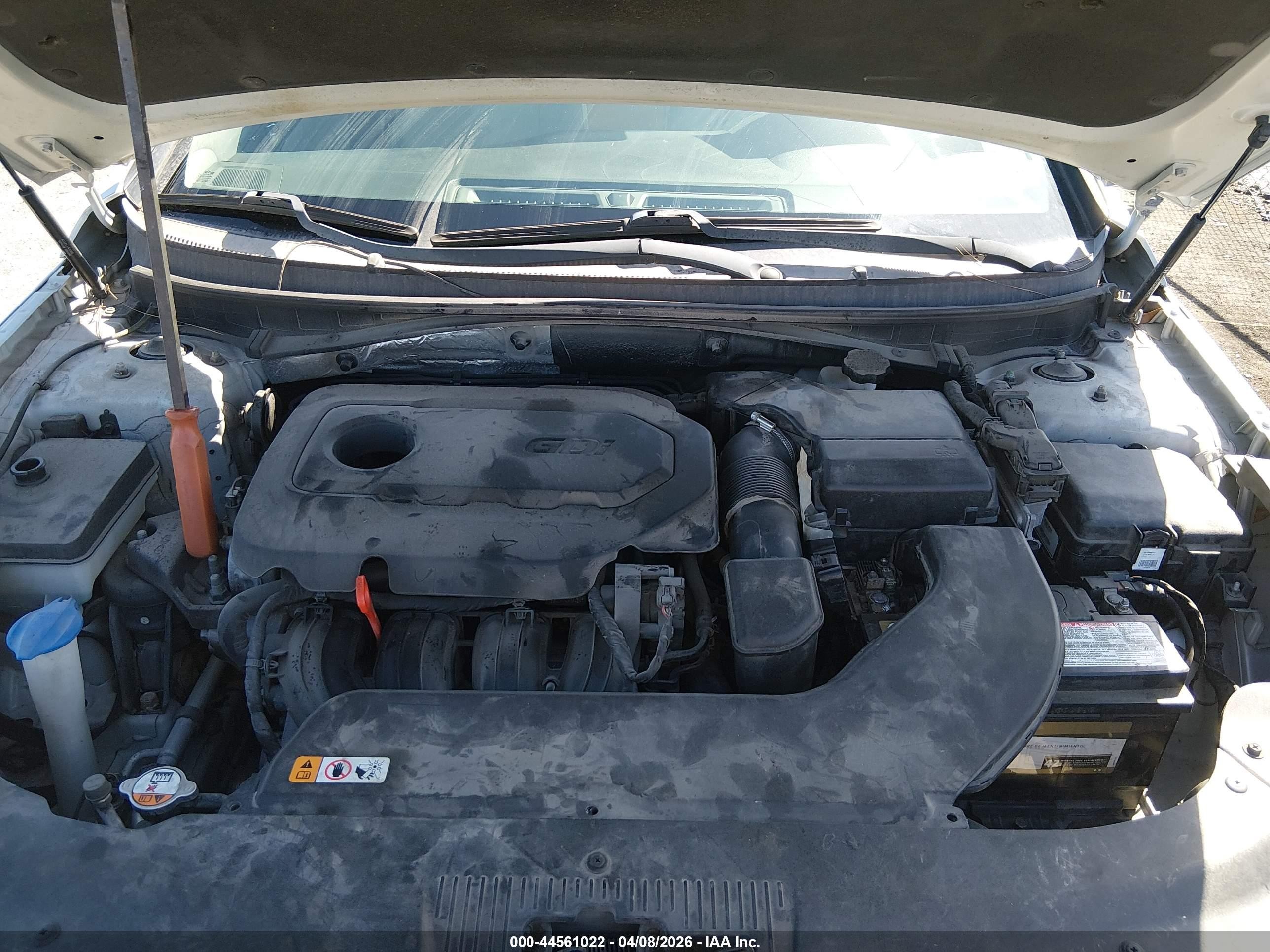 2015 Hyundai Sonata Sport Silver vin: 5NPE34AF8FH029975