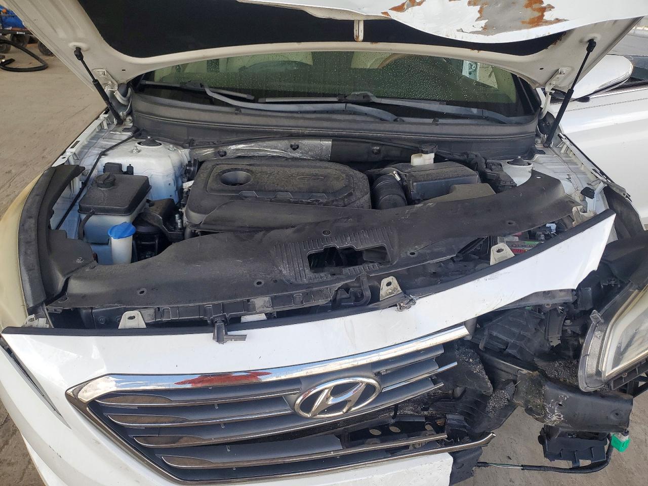 2015 Hyundai Sonata Limited White vin: 5NPE34AF8FH042144