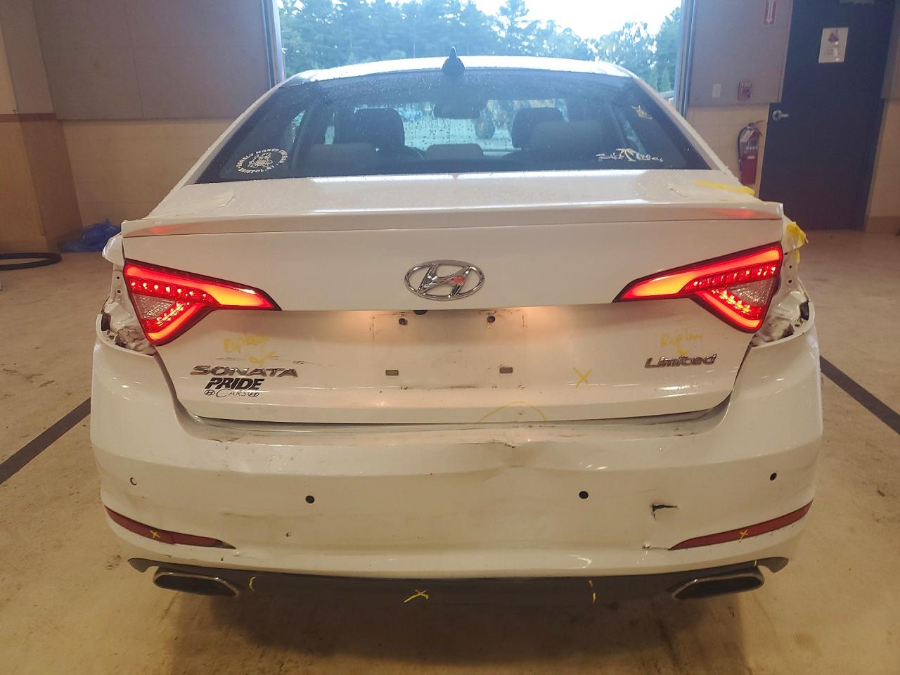 2015 Hyundai Sonata Limited White vin: 5NPE34AF8FH045416