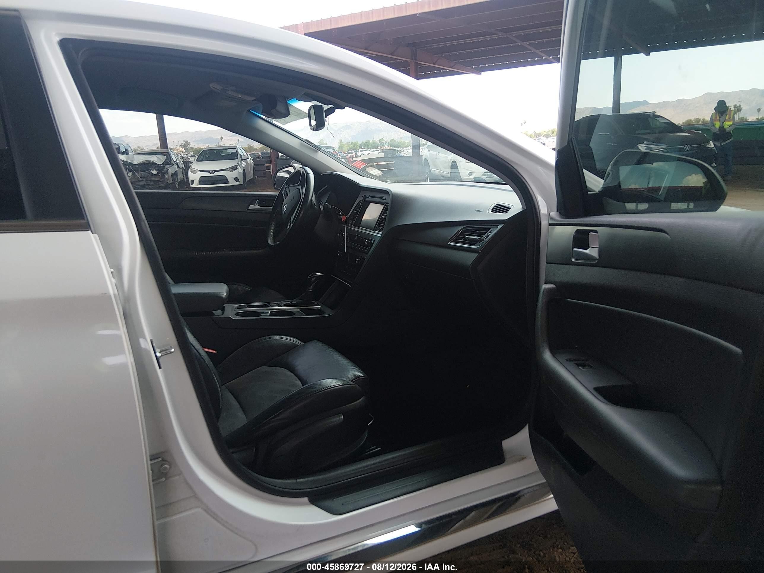 2015 Hyundai Sonata Sport White vin: 5NPE34AF8FH046937