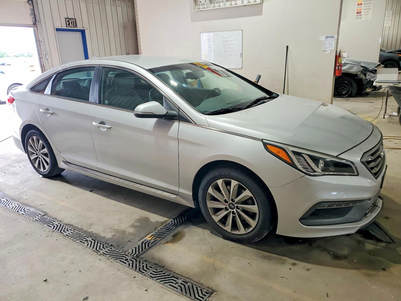 2015 Hyundai Sonata Sport Silver vin: 5NPE34AF8FH048154