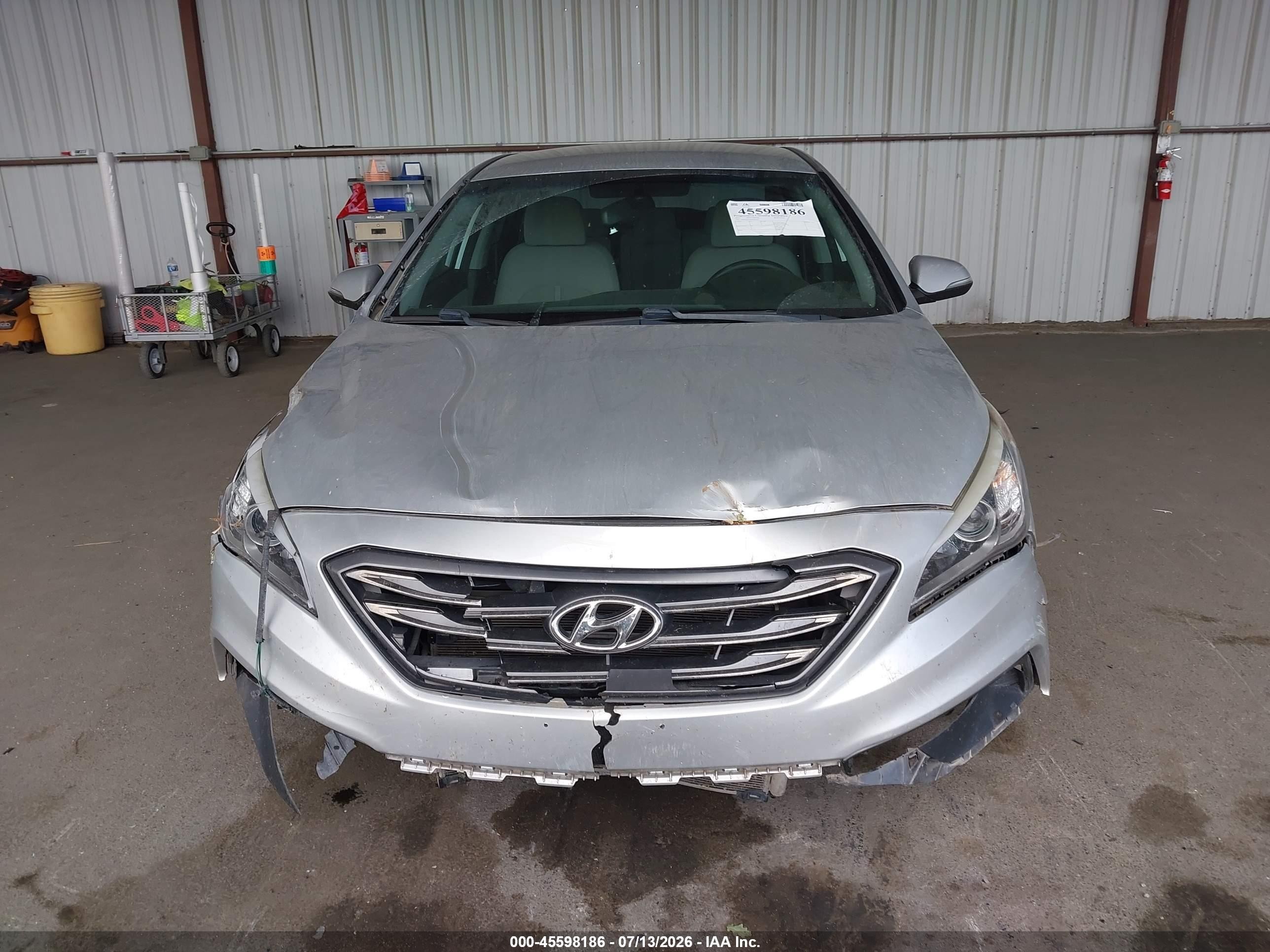 2015 Hyundai Sonata Sport Silver vin: 5NPE34AF8FH050423