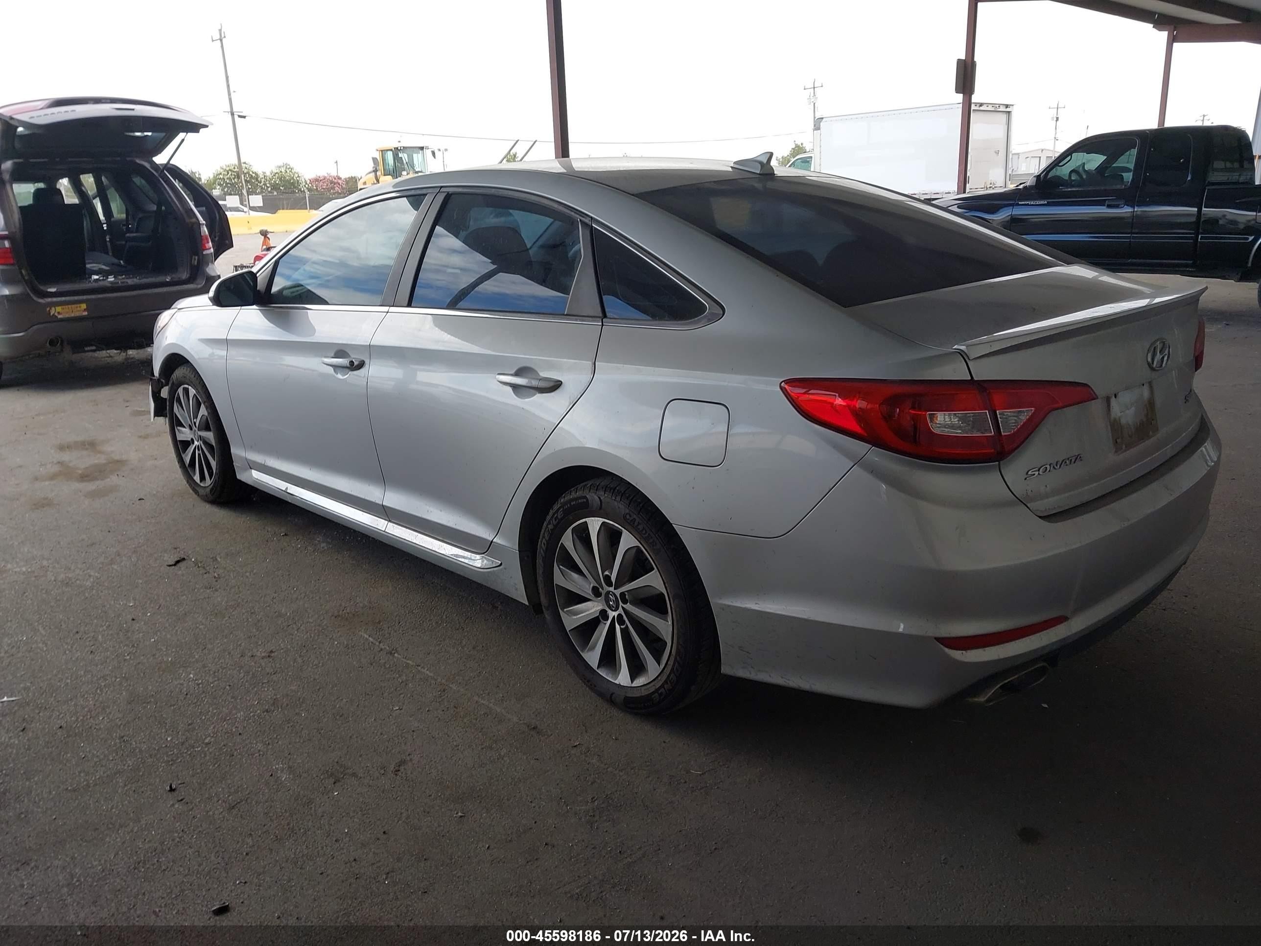 2015 Hyundai Sonata Sport Silver vin: 5NPE34AF8FH050423