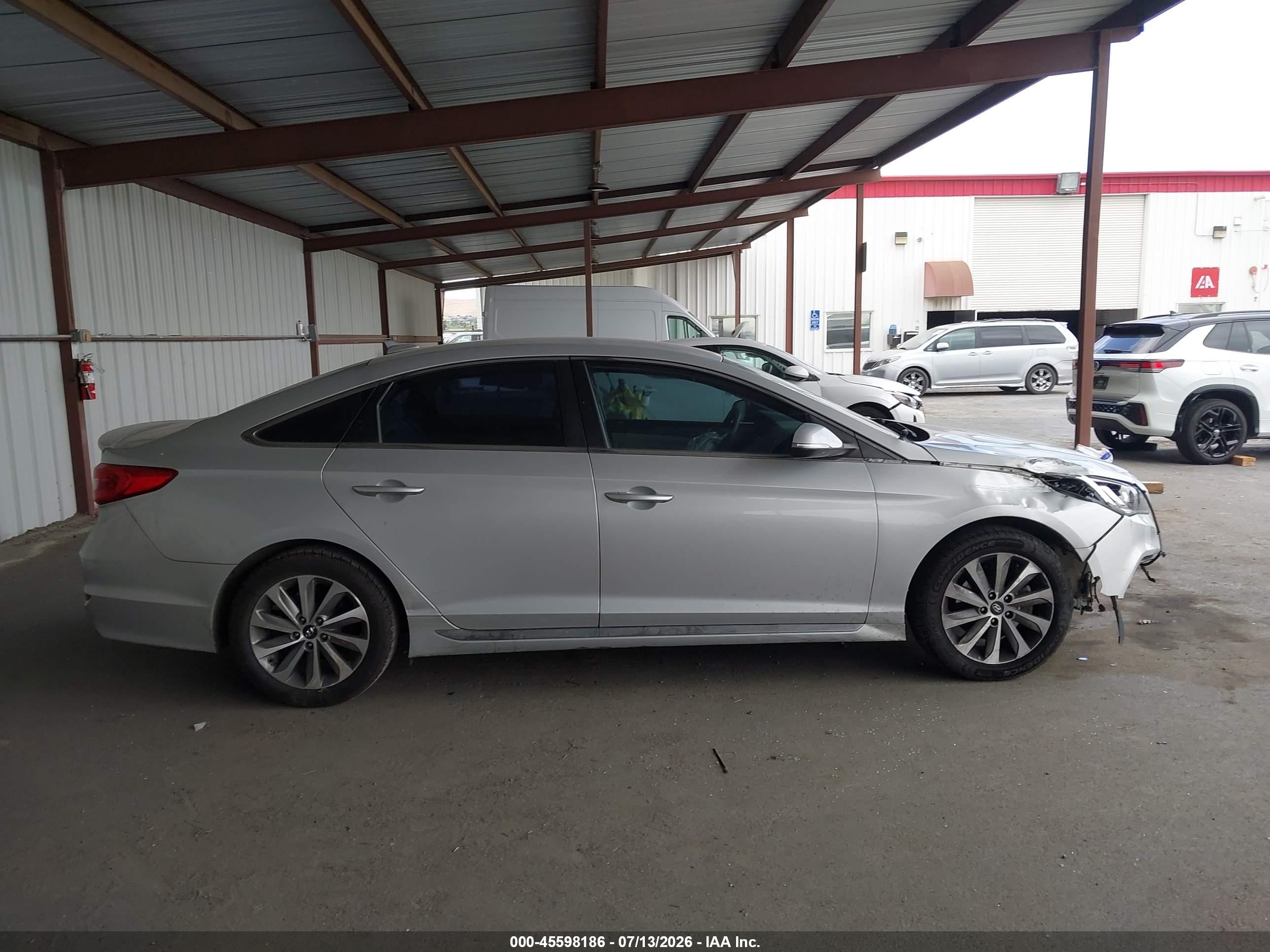 2015 Hyundai Sonata Sport Silver vin: 5NPE34AF8FH050423