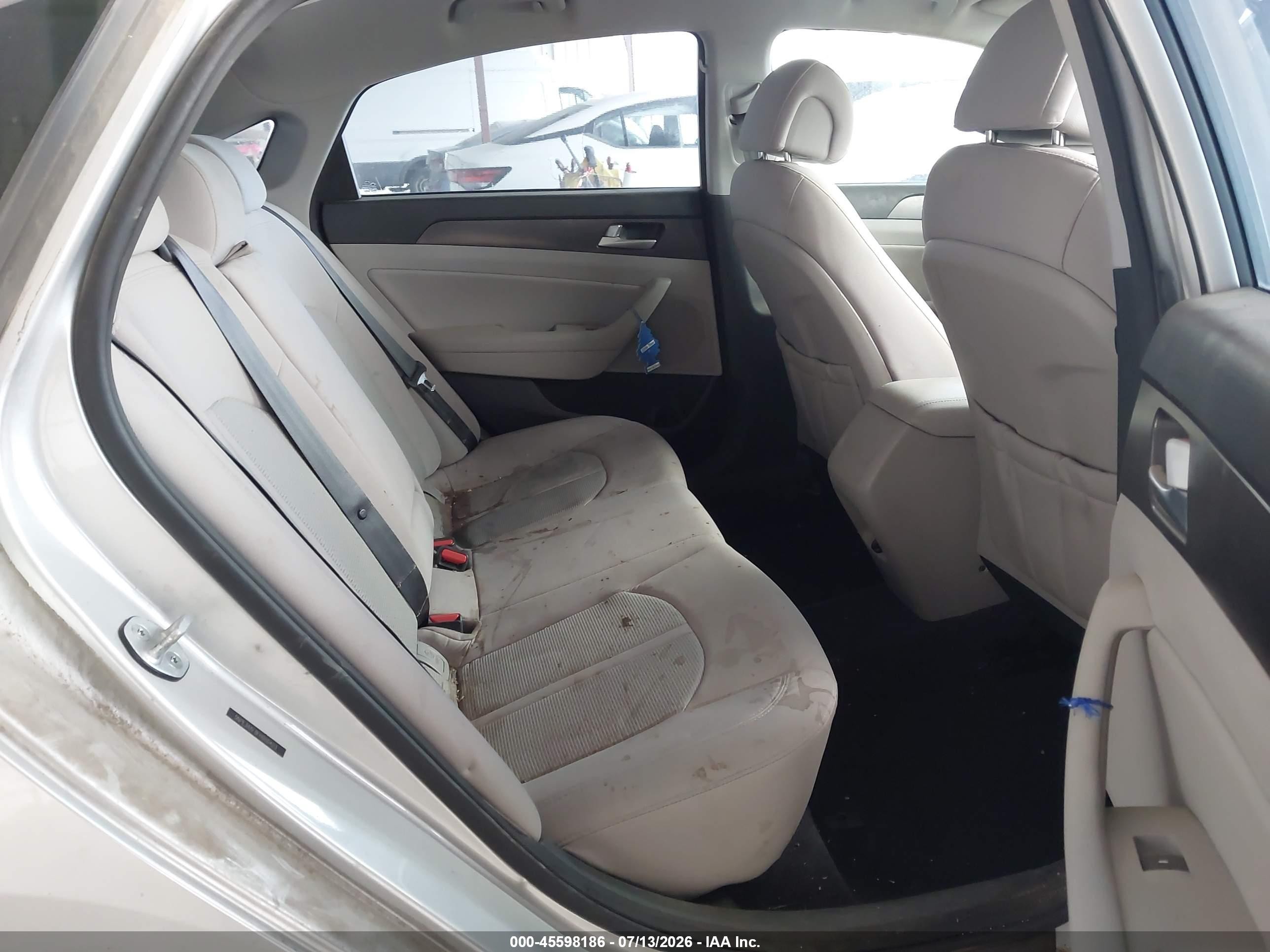 2015 Hyundai Sonata Sport Silver vin: 5NPE34AF8FH050423