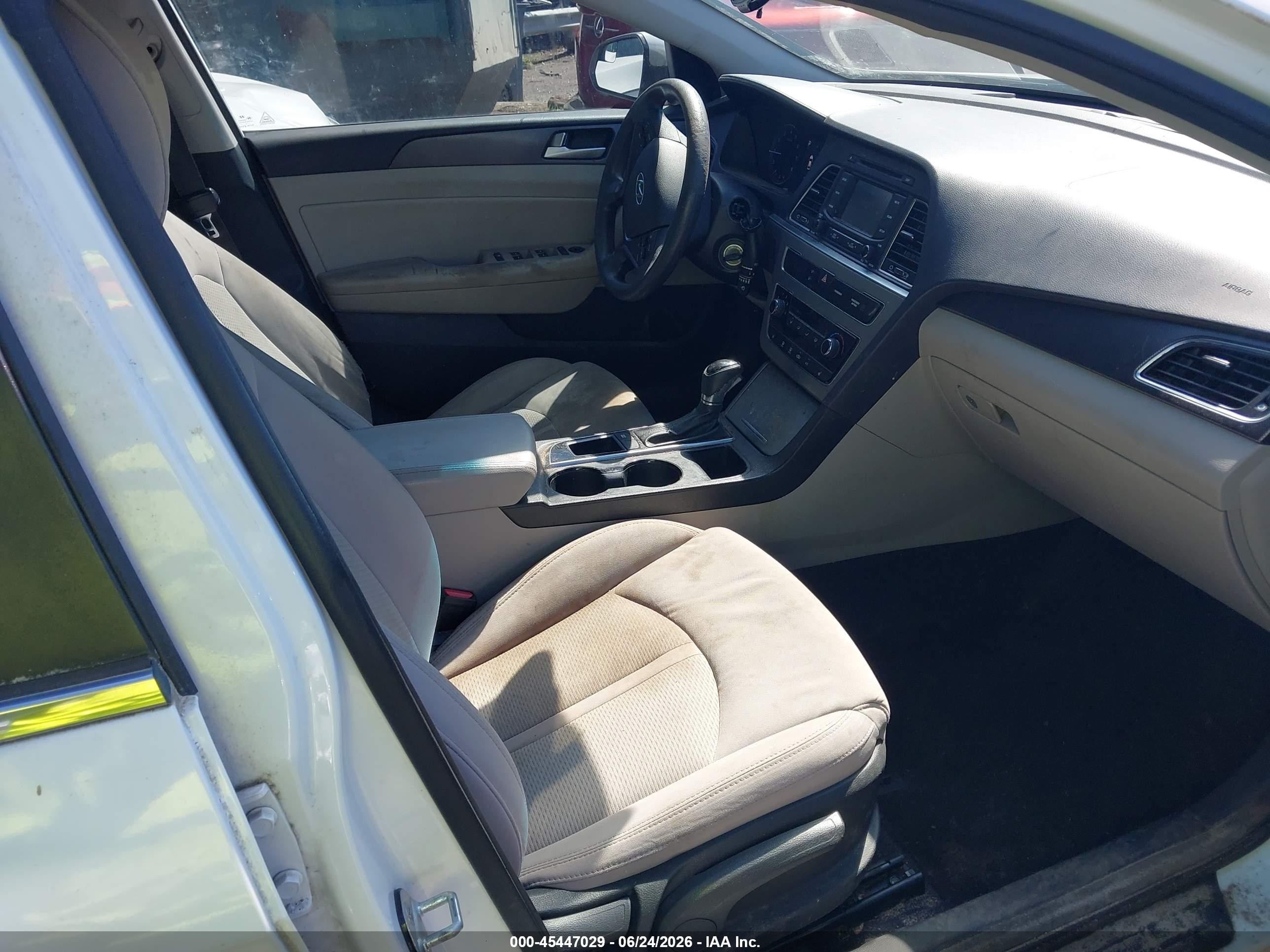 2015 Hyundai Sonata Sport Белый vin: 5NPE34AF8FH061518
