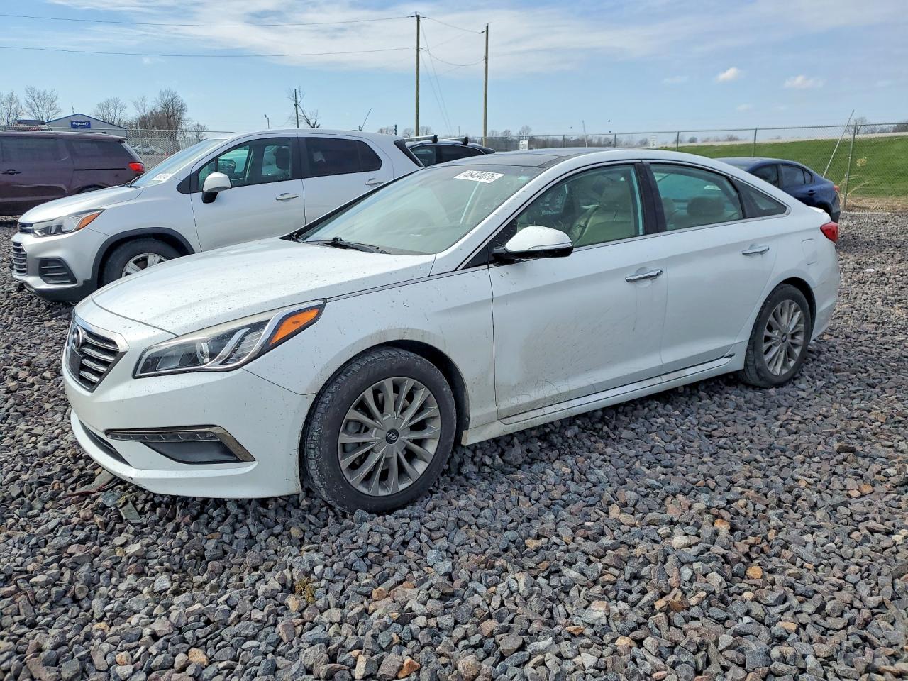 2015 Hyundai Sonata Limited White vin: 5NPE34AF8FH078092